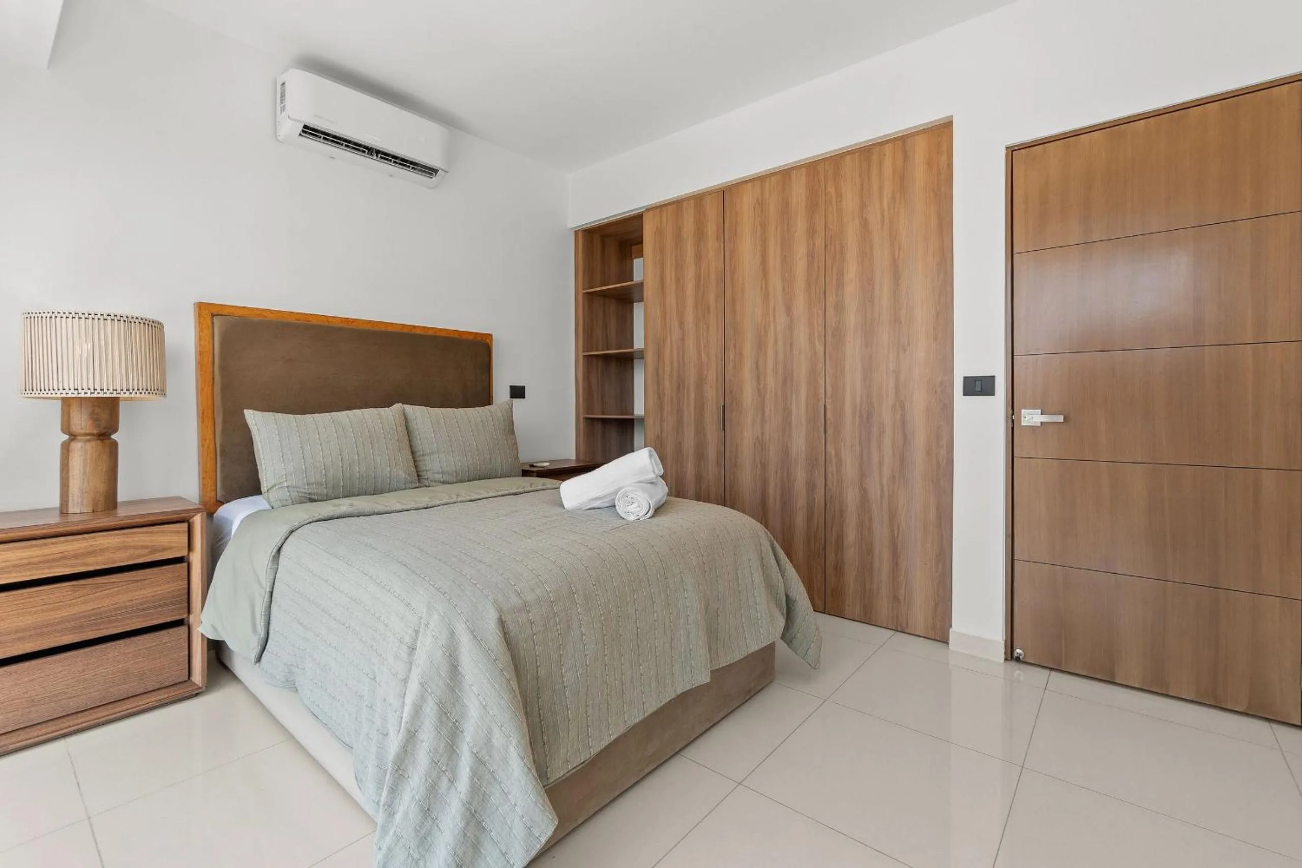 Bed in Monyxbnb at Zoho Skies