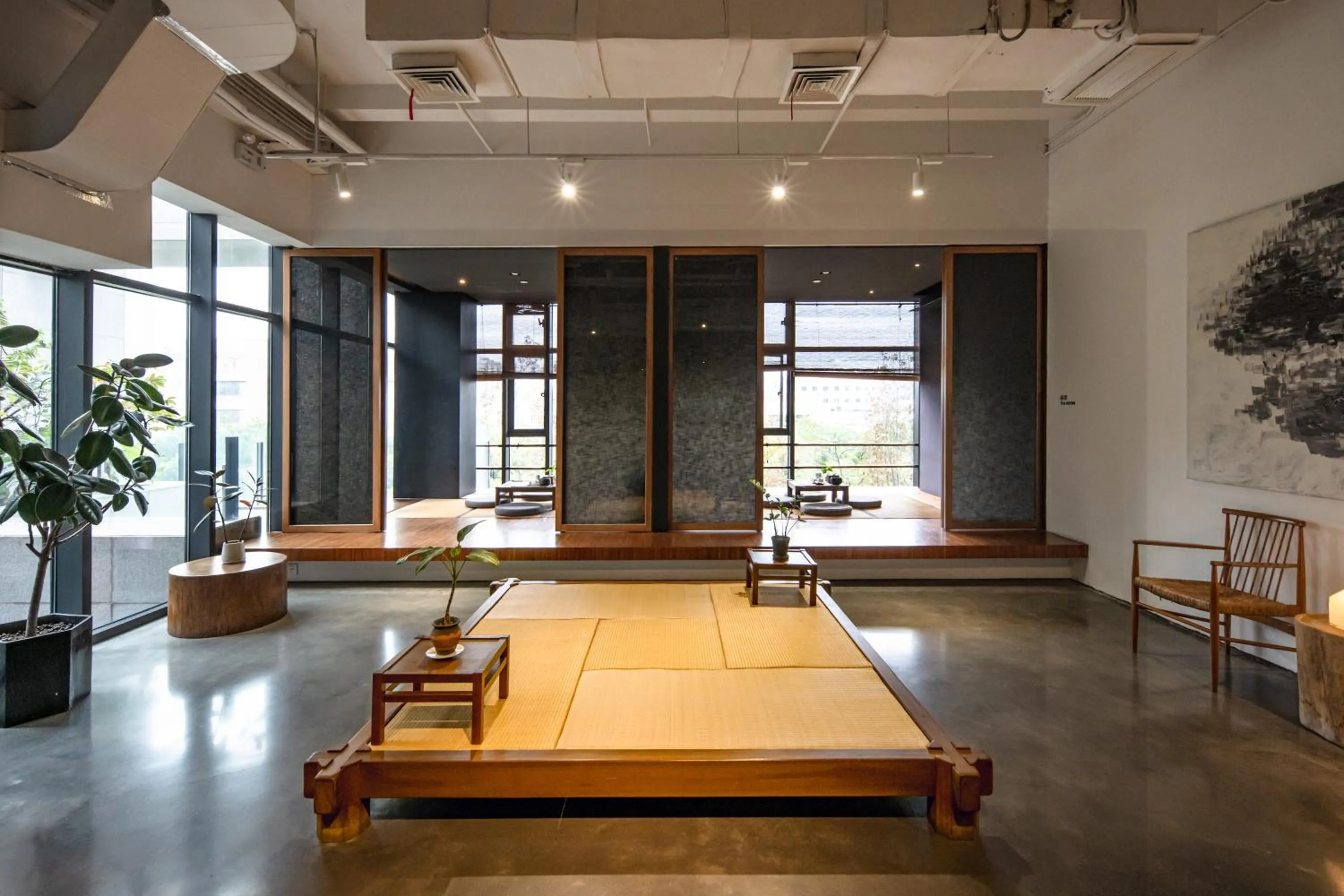 Seating area, Bed in Taihua Wutong Hotel