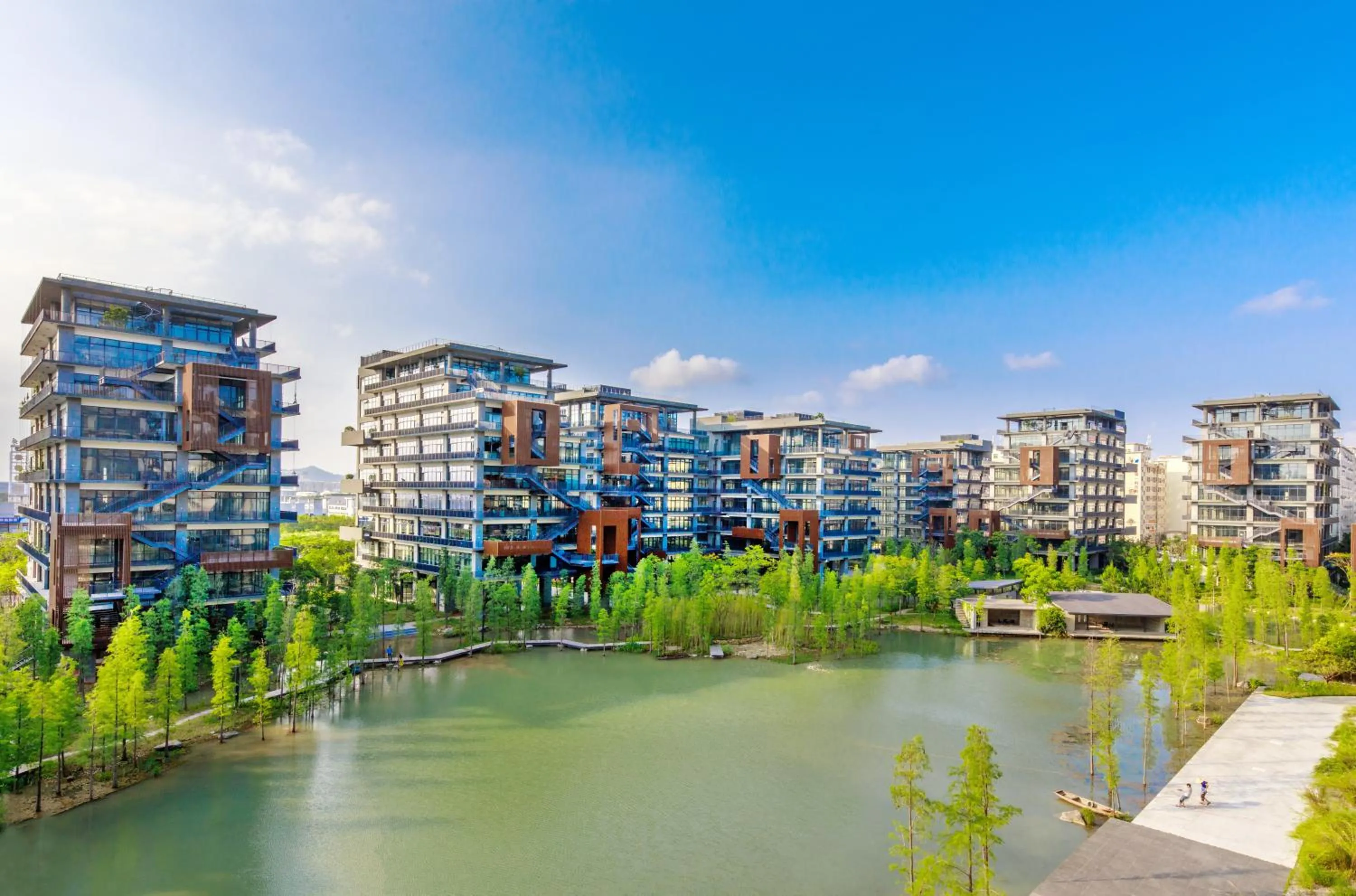 Property building in Taihua Wutong Hotel