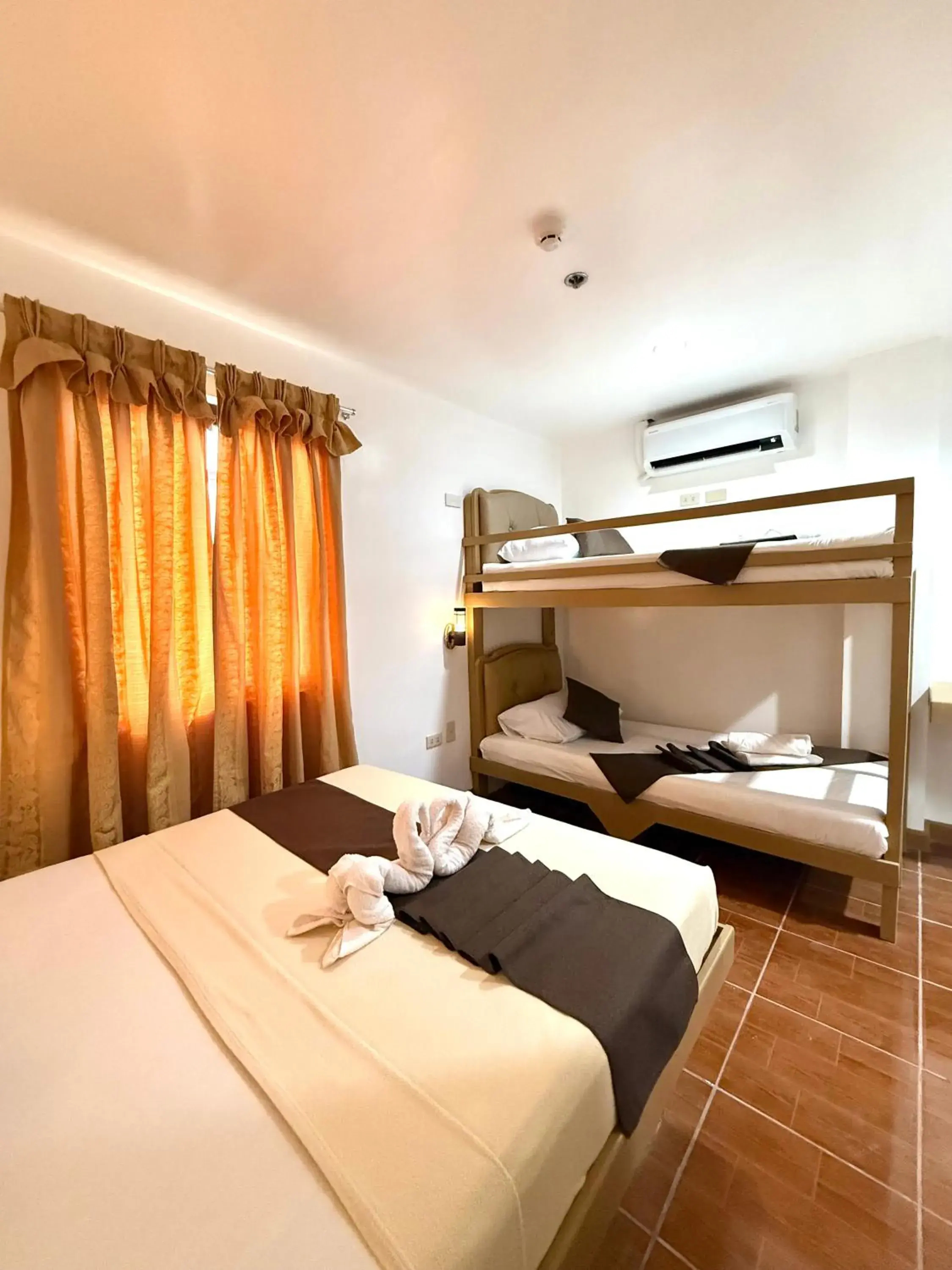 Bed in Upgrace Inn Bed in Upgrace Inn