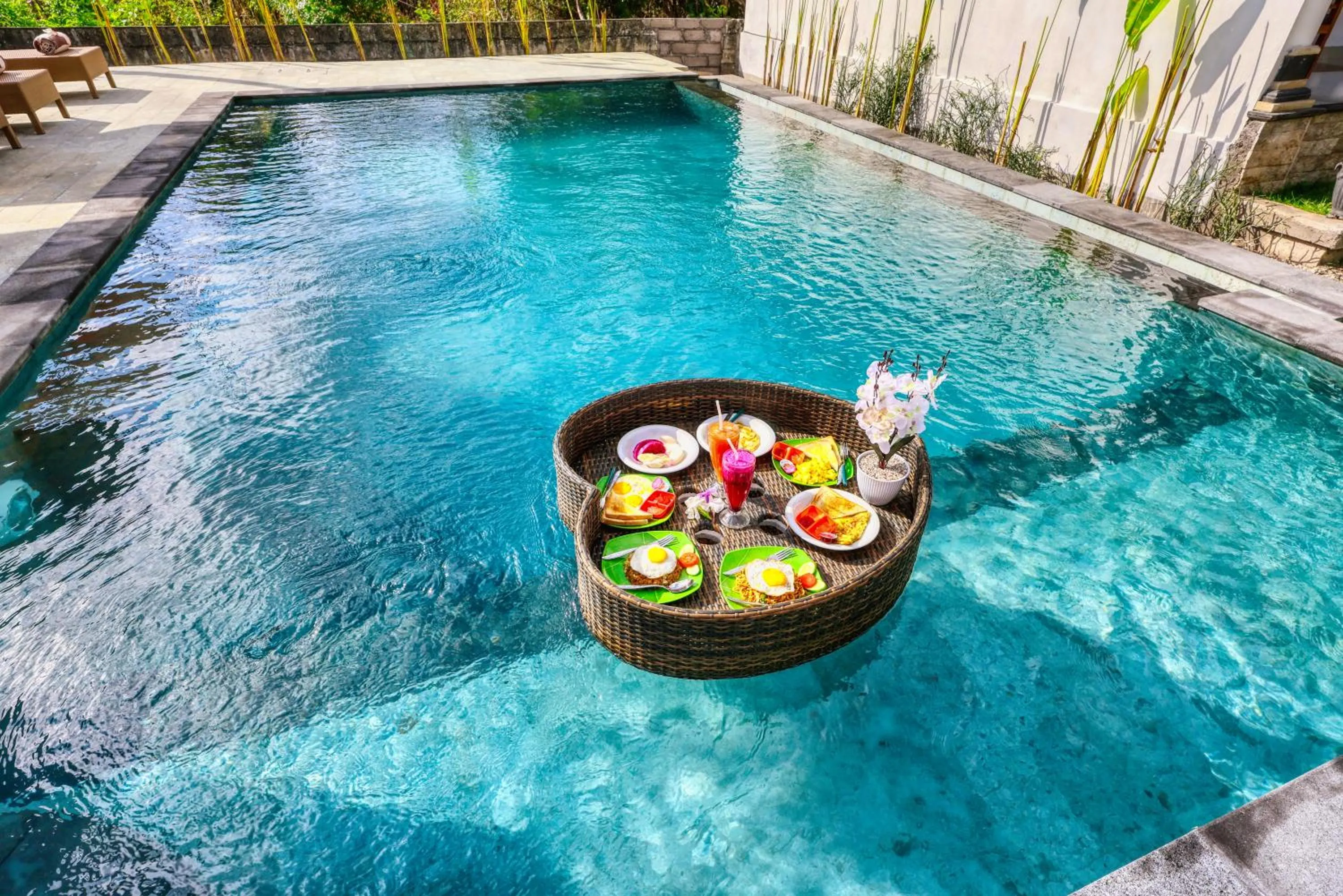 Swimming pool in Gati Cottage