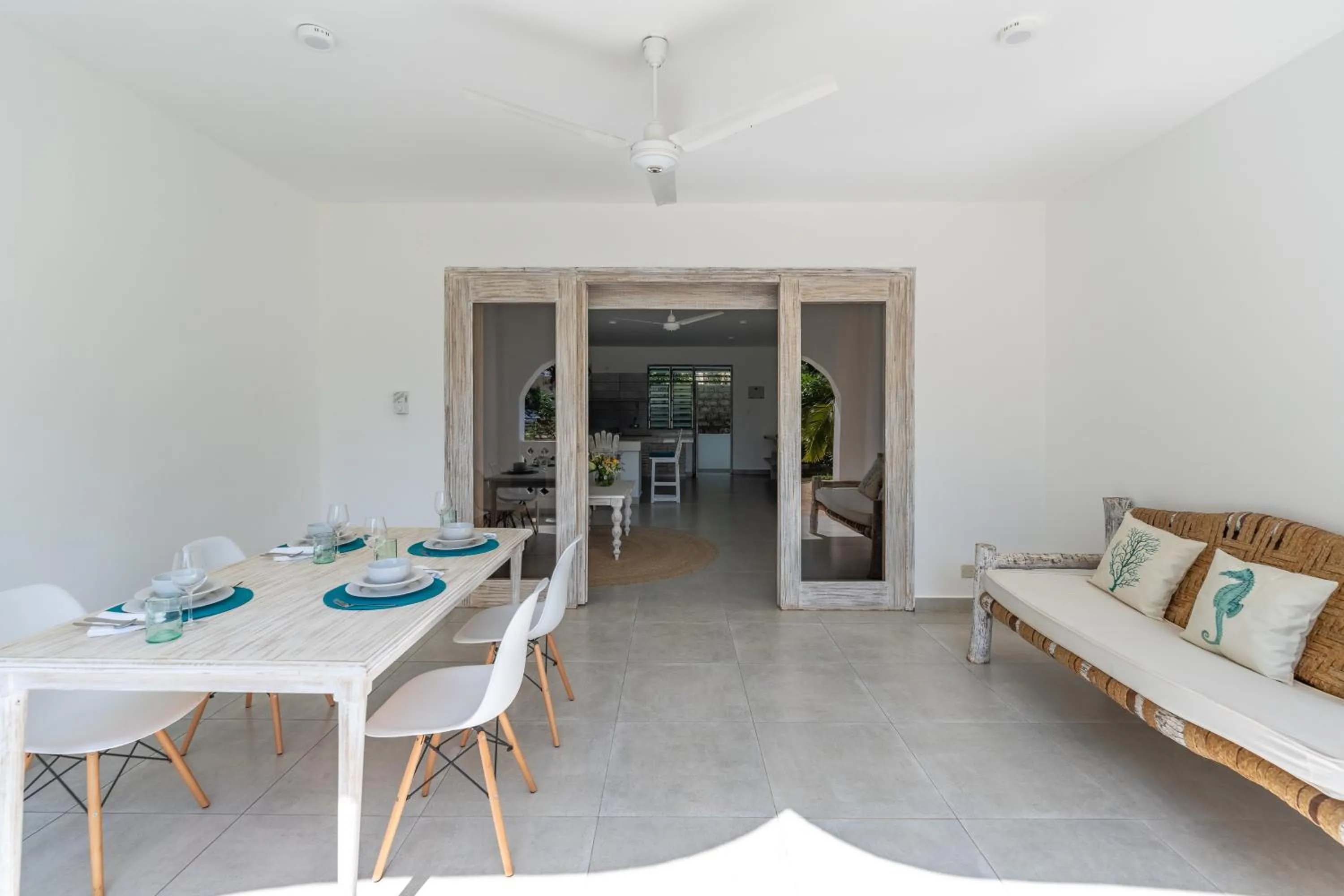 Dining area in Hibiscus