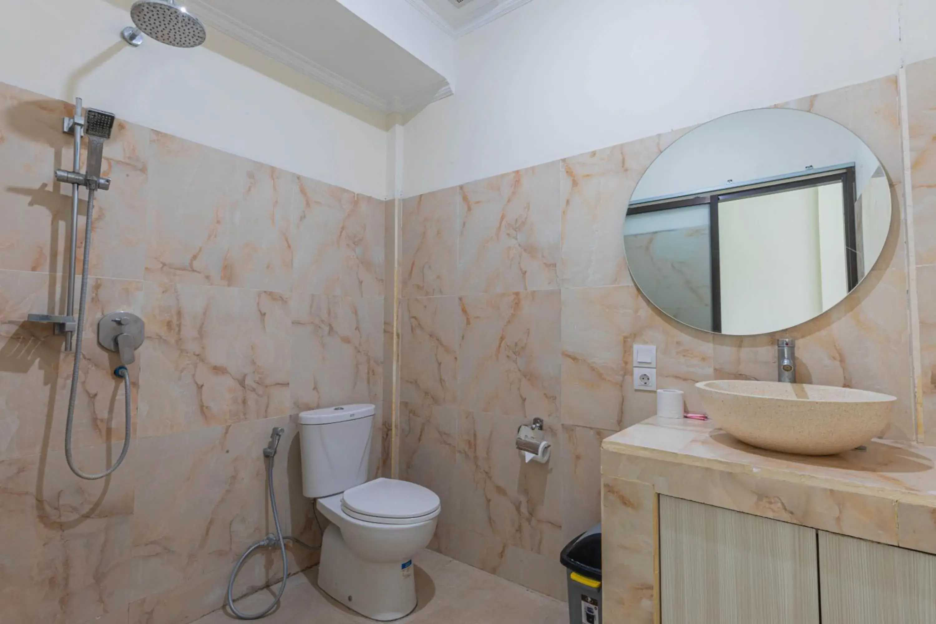 Shower in Sedana Cottage Shower in Sedana Cottage