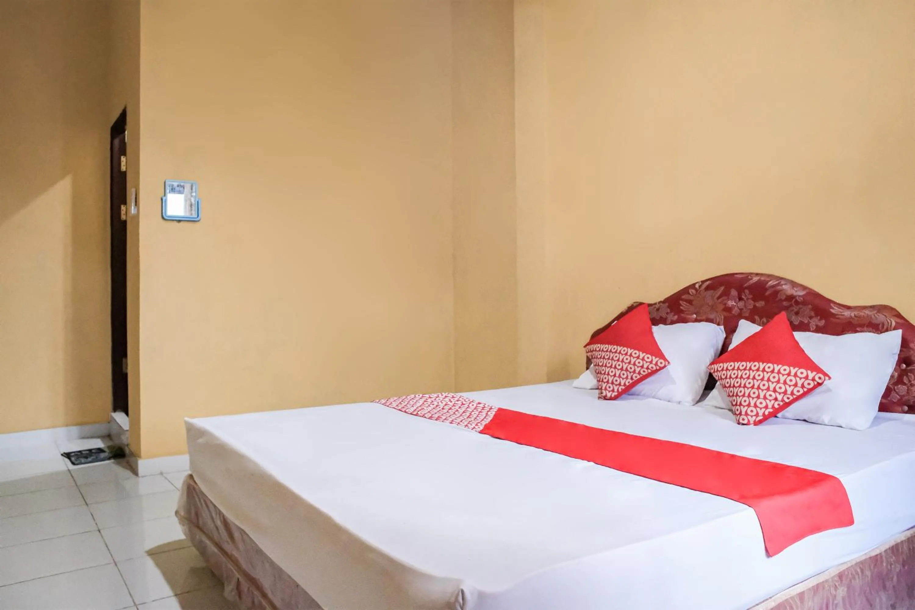 Bedroom, Bed in OYO 93332 Kharis Home Stay