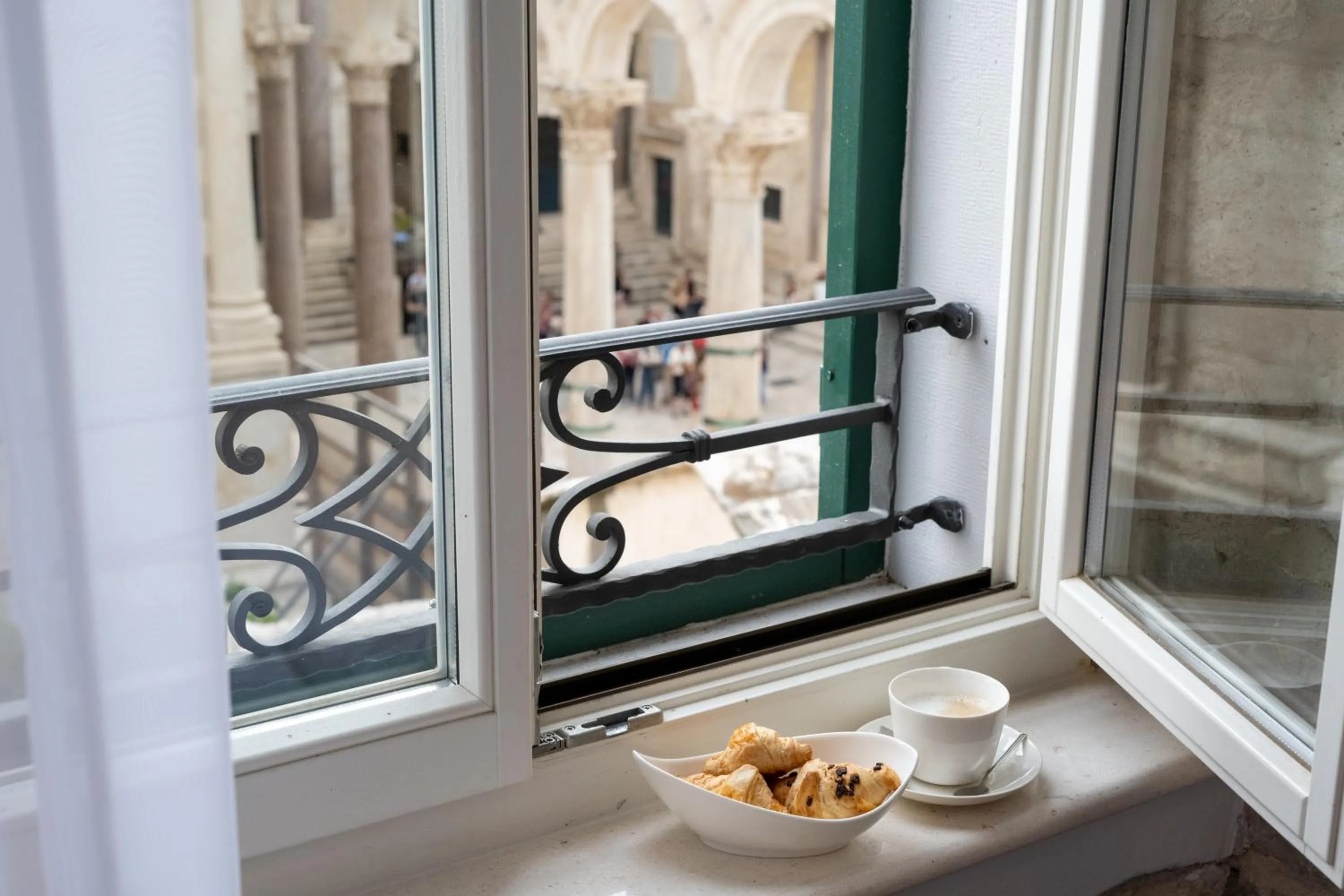 Coffee/tea facilities in Heritage Hotel Antique Split