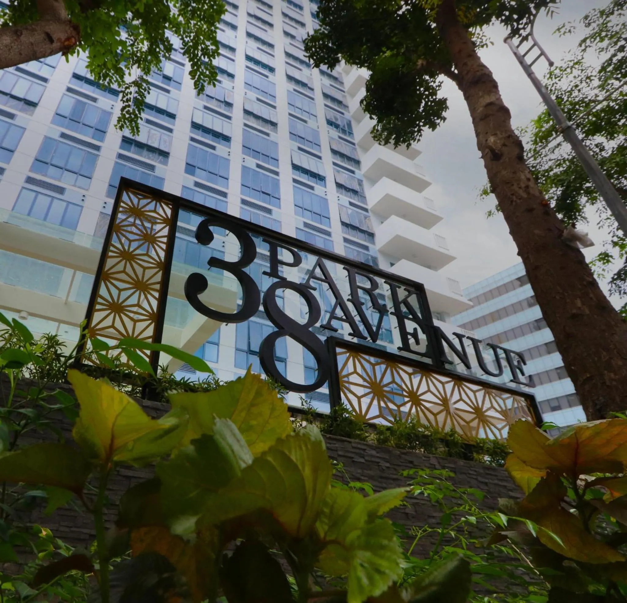 Property building in 38 Park Avenue Condominium Cebu IT Park - Unit Freyja