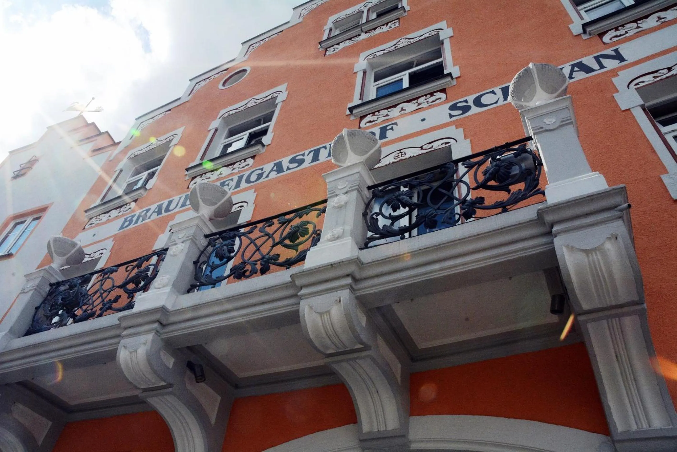 Property building in Gasthaus Schwan