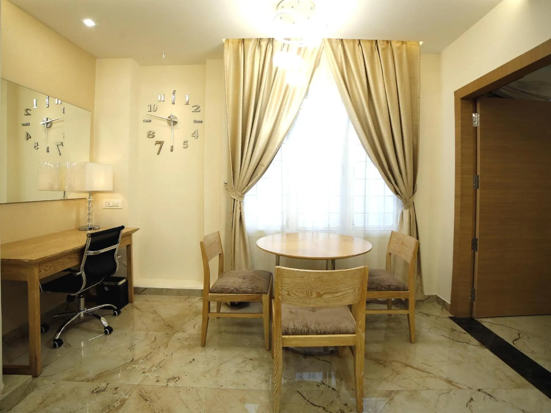 Seating area in Hotel Annapurna De Royal