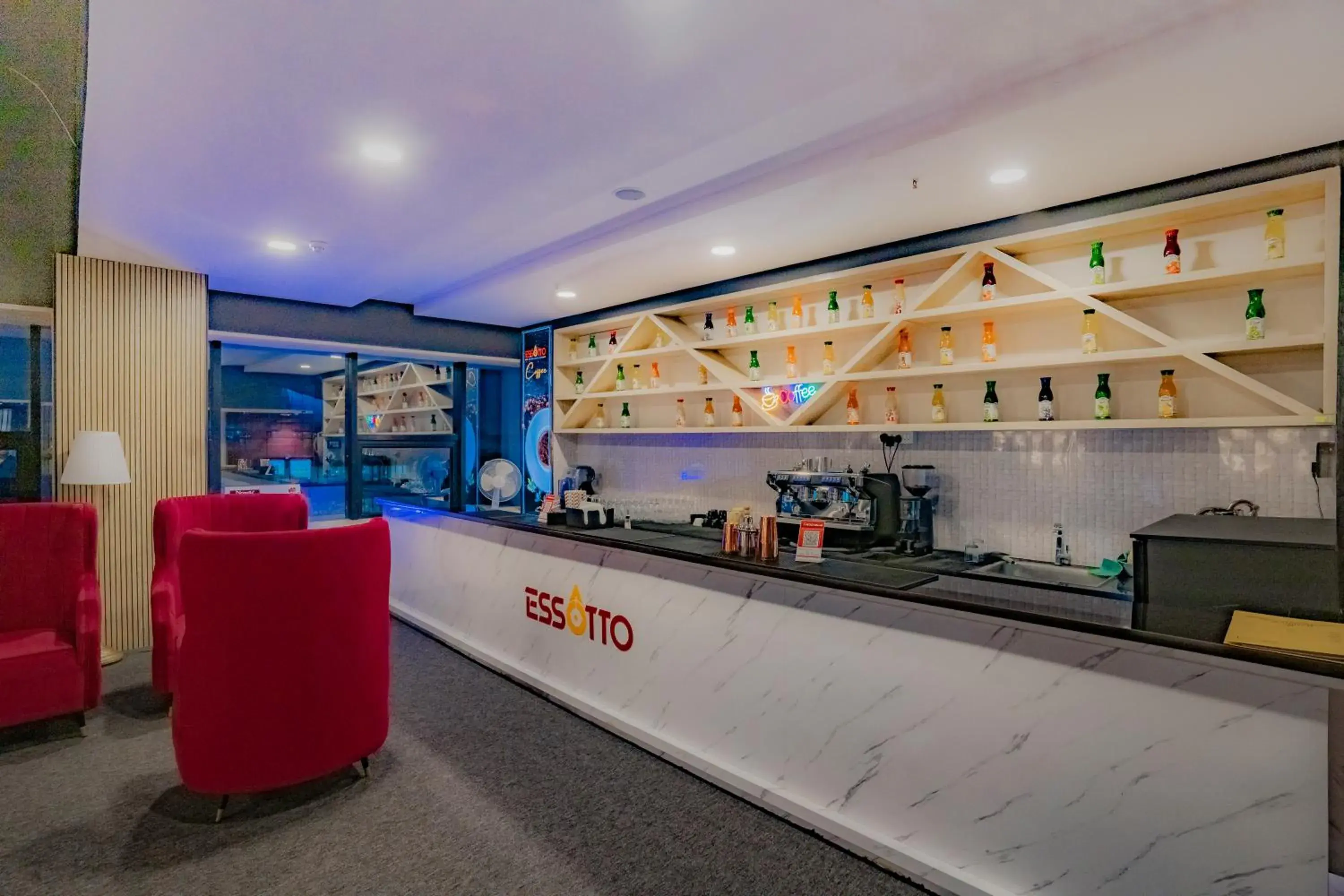 Lounge or bar in Essotto Recreation Hub Lounge or bar in Essotto Recreation Hub