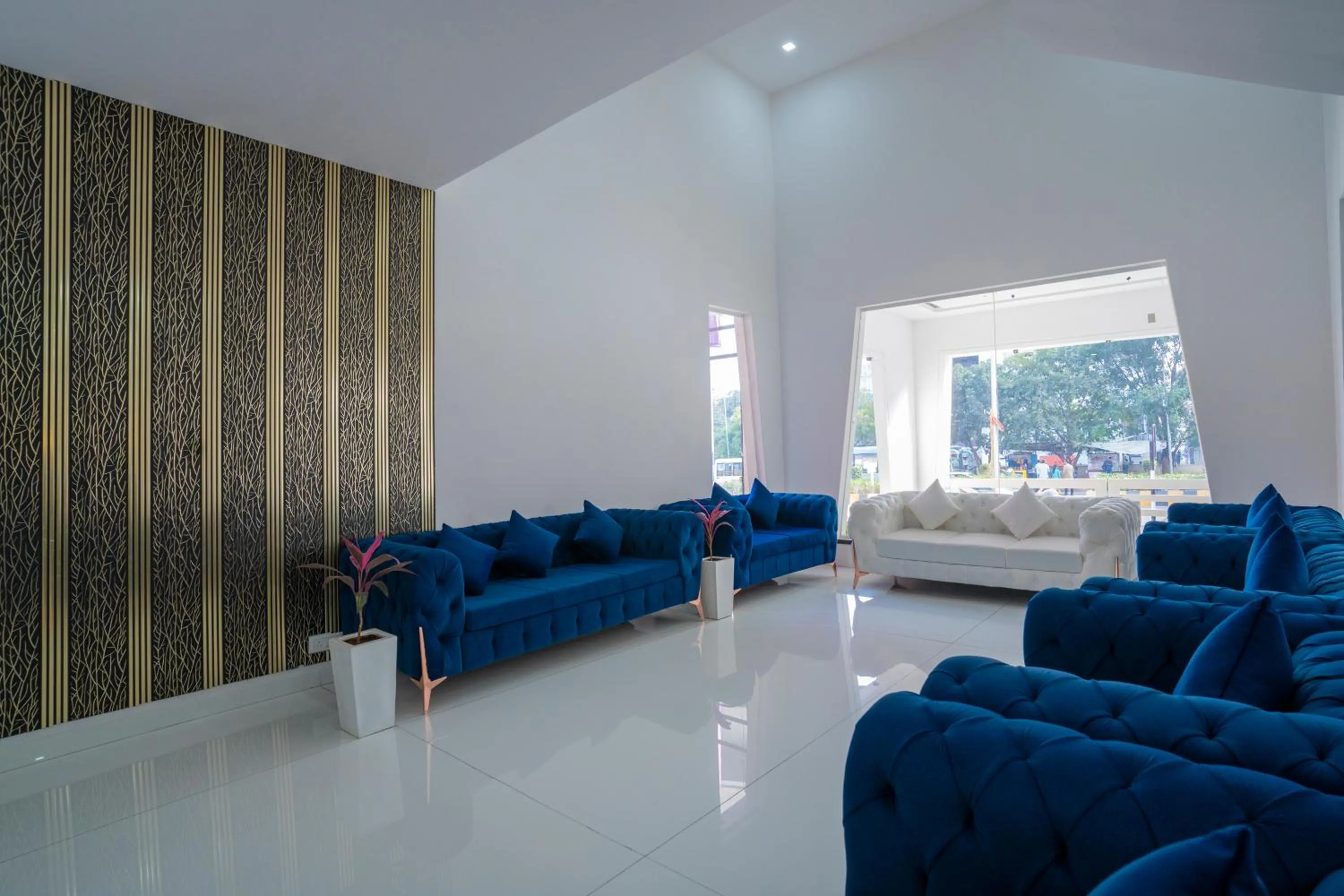 Lobby or reception in Essotto Recreation Hub