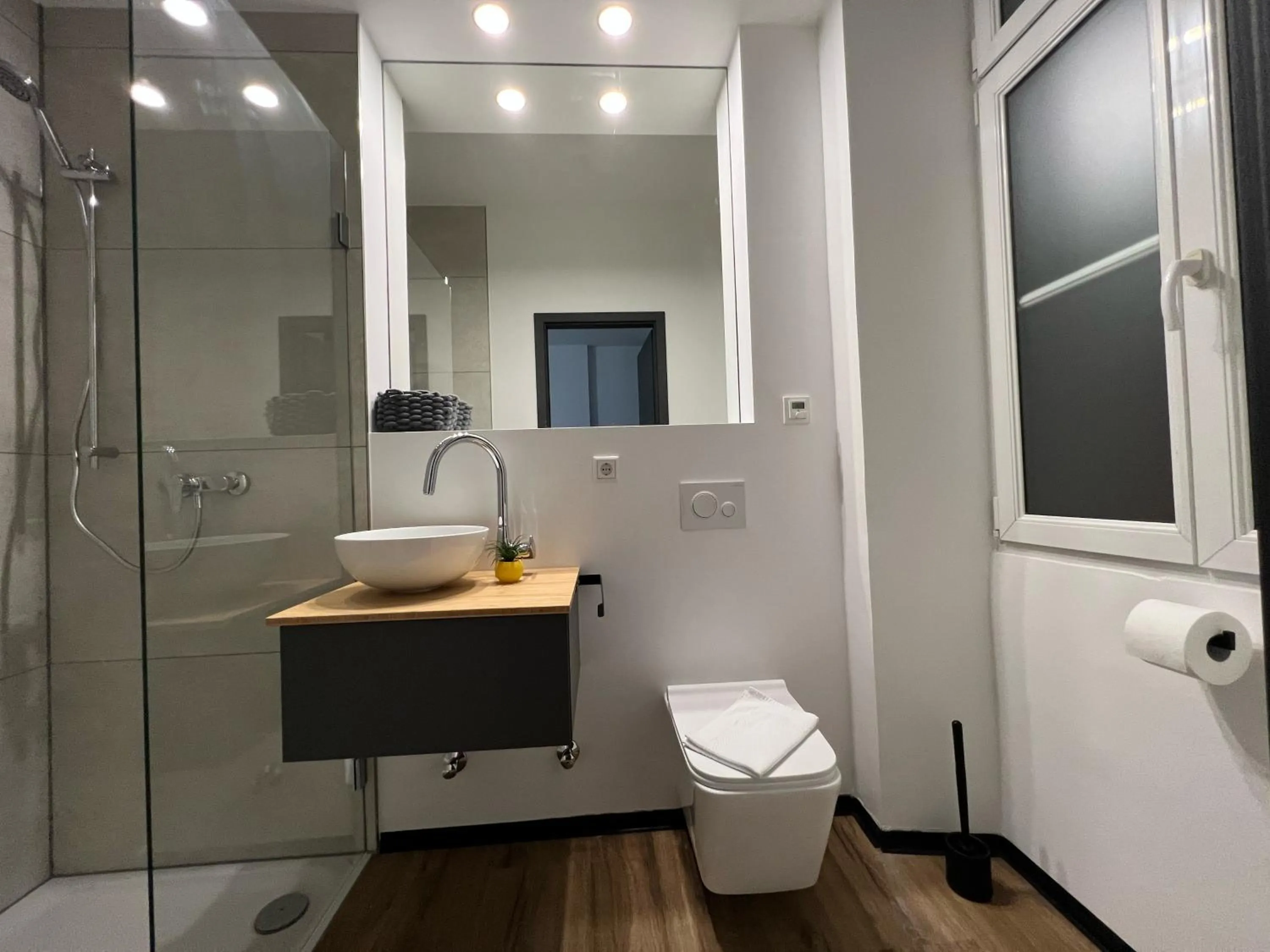 Toilet in Hotel Elisei