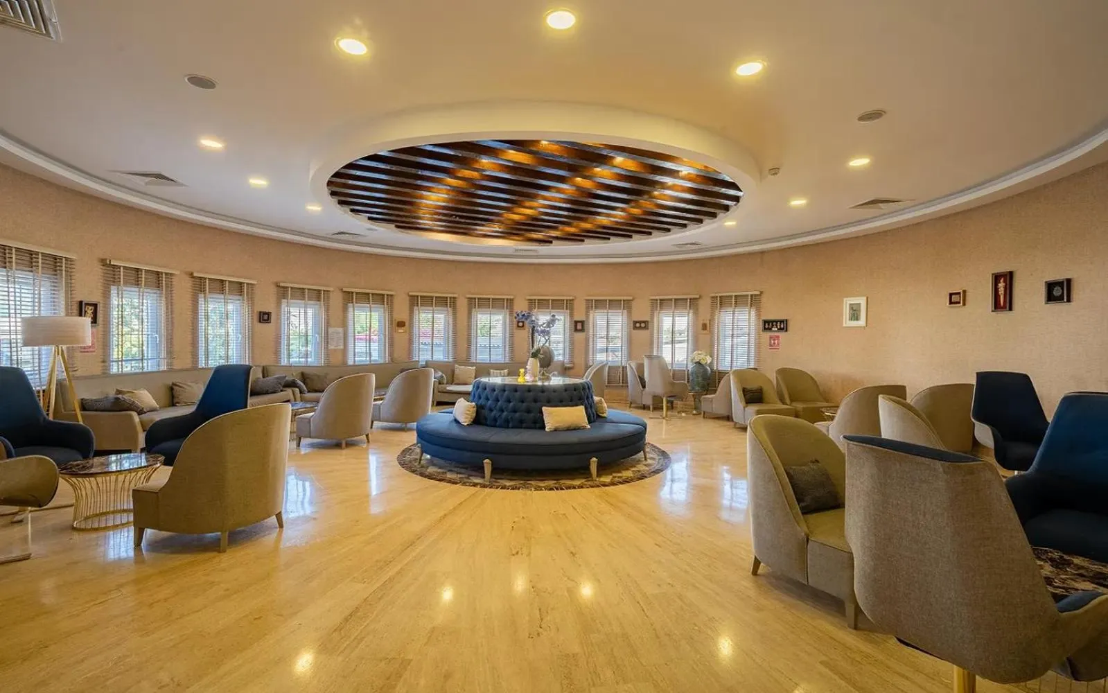 Lobby or reception in Golden Beach Resort & Spa