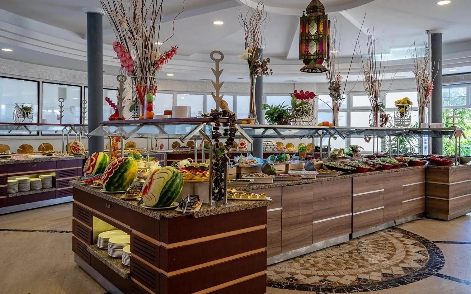 Food in Golden Beach Resort & Spa