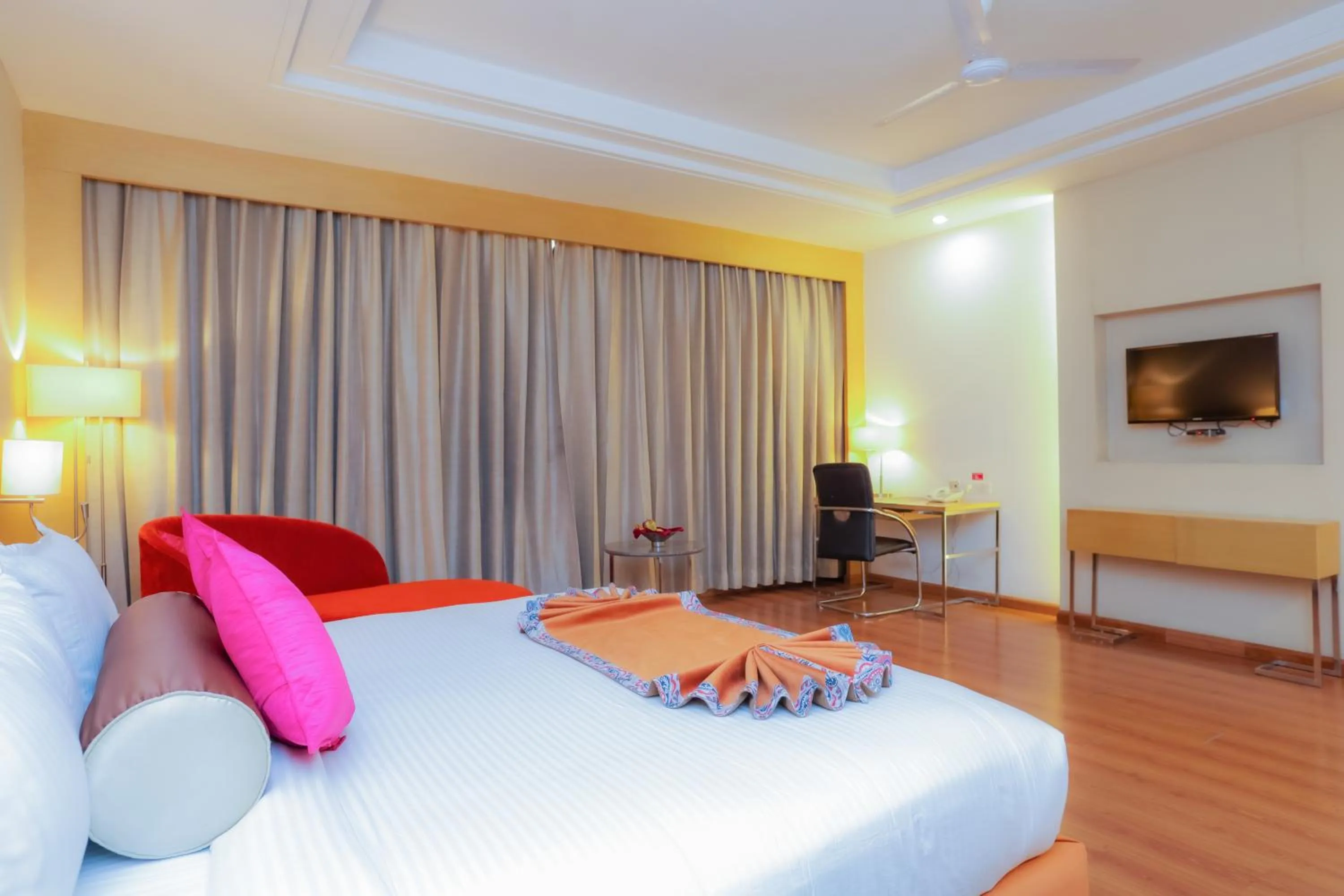 Bedroom, Bed in The Conway