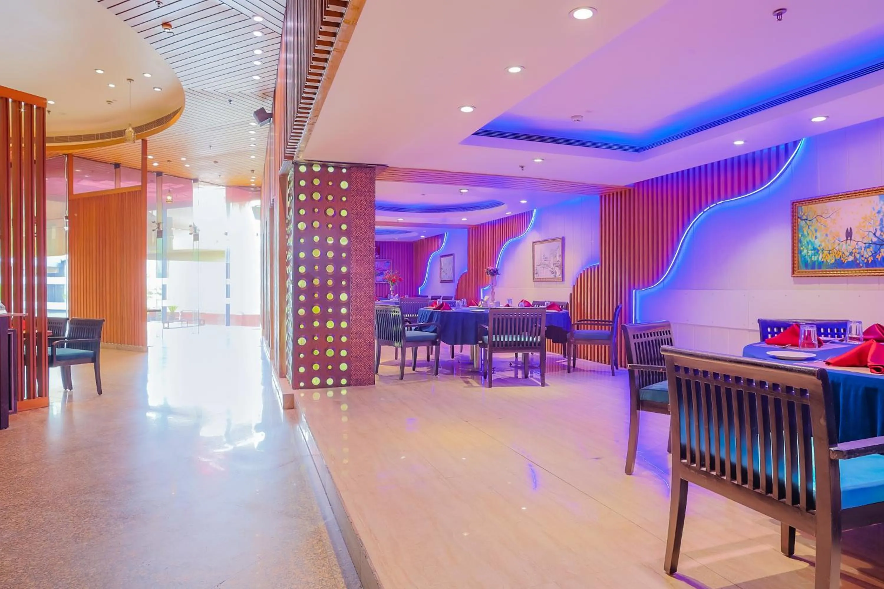 Restaurant/places to eat in The Conway