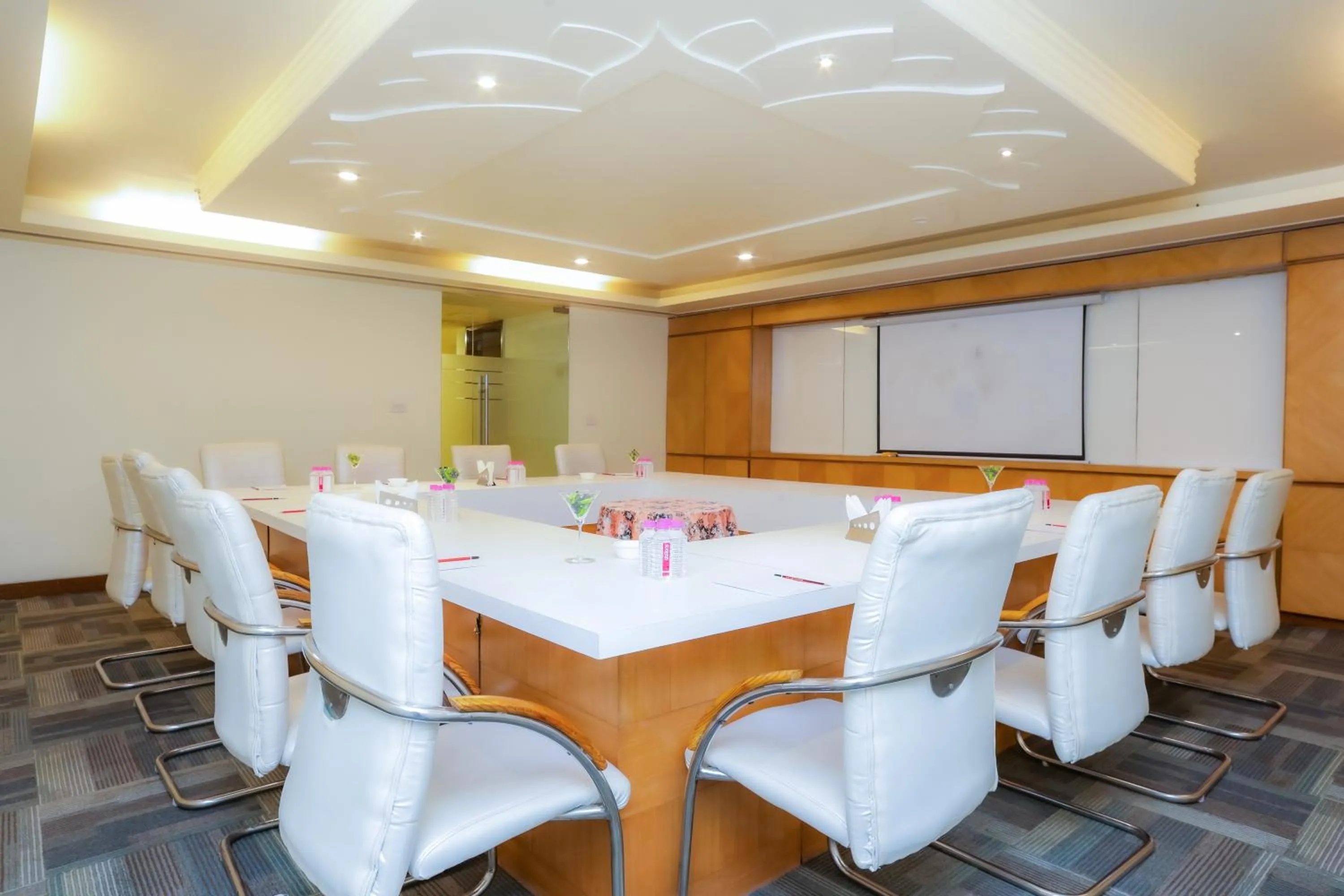 Meeting/conference room in The Conway