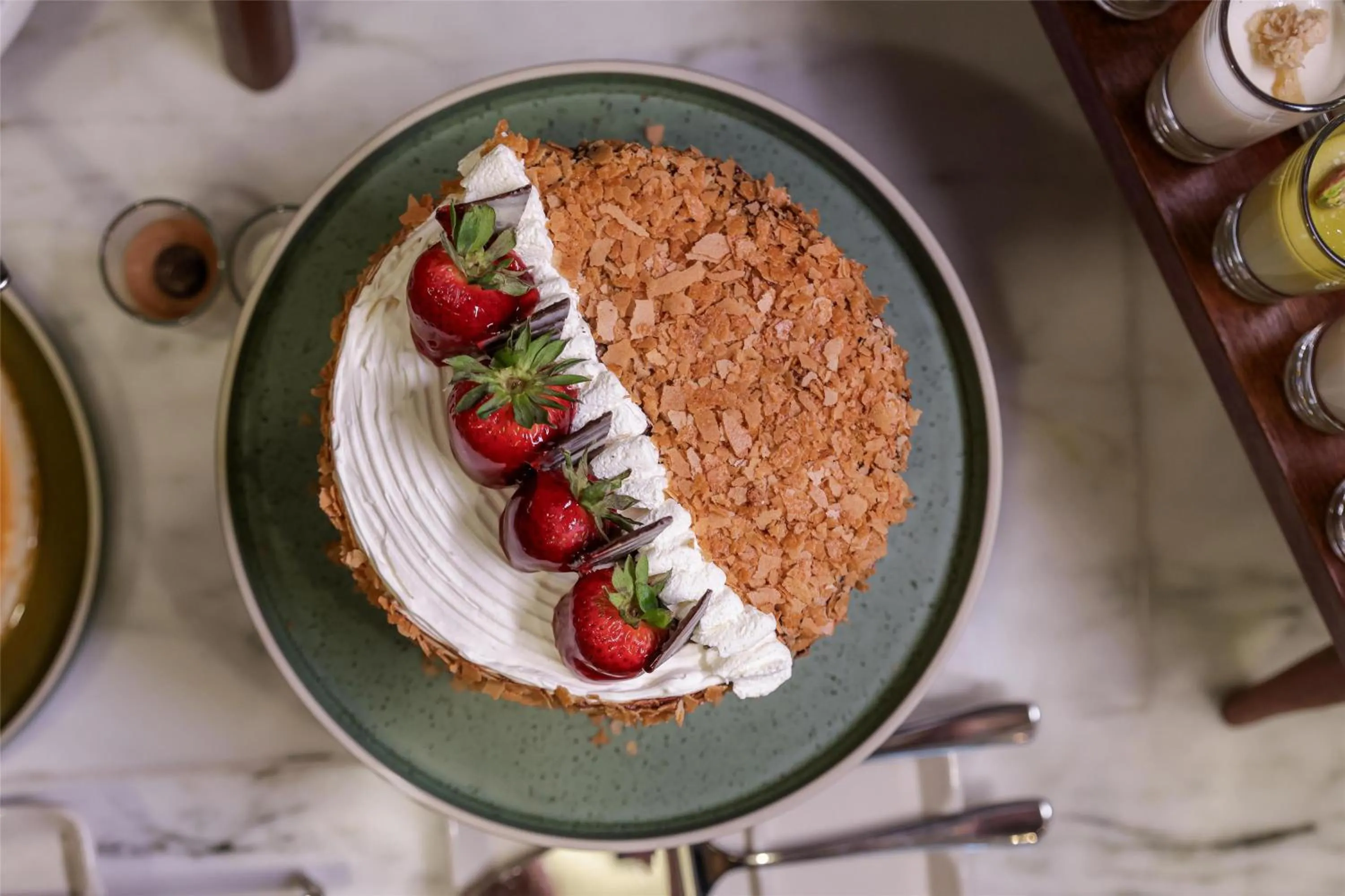 Food and drinks in Radisson Hotel & Residence Riyadh Olaya