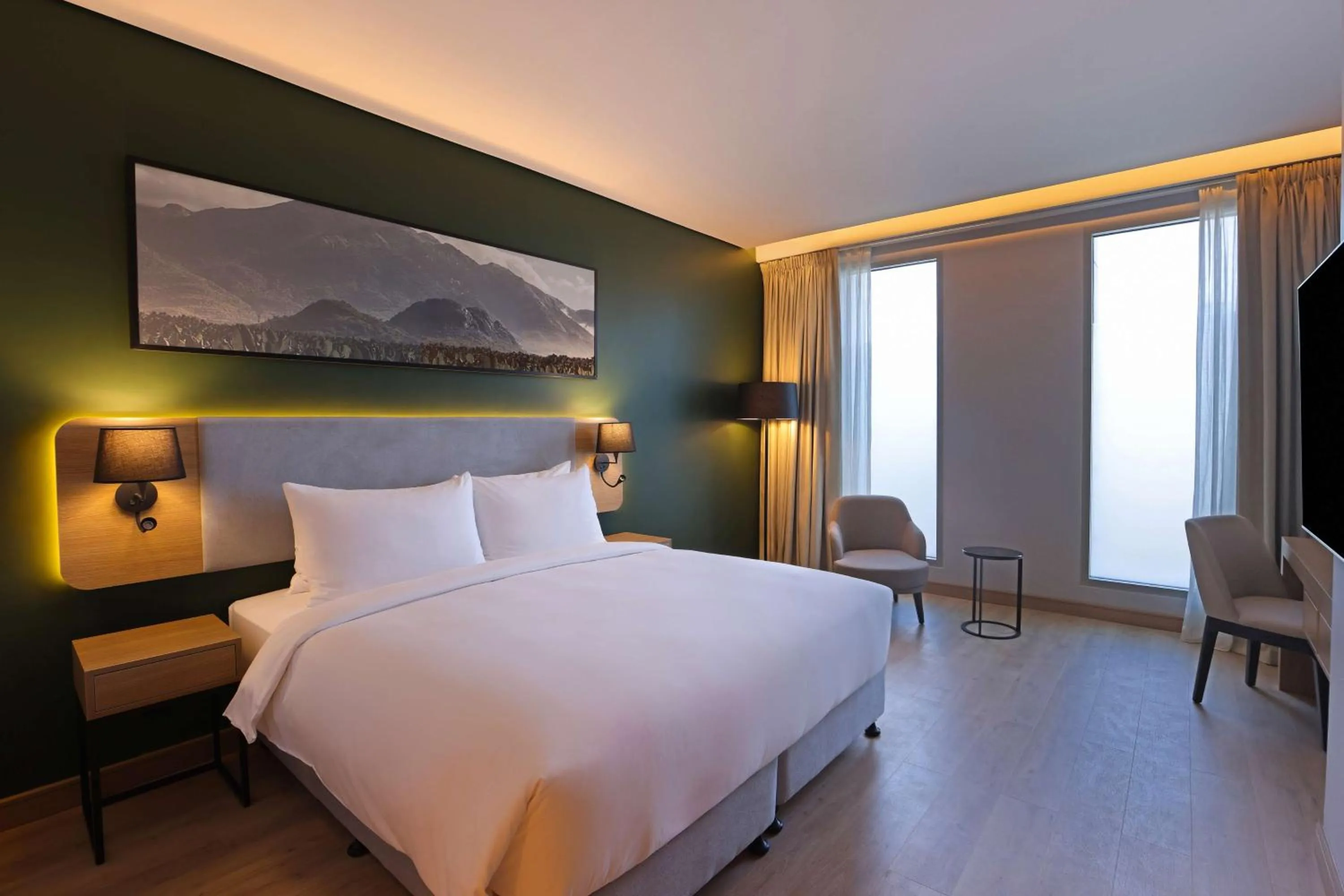 Bedroom, Bed in Radisson Hotel & Residence Riyadh Olaya