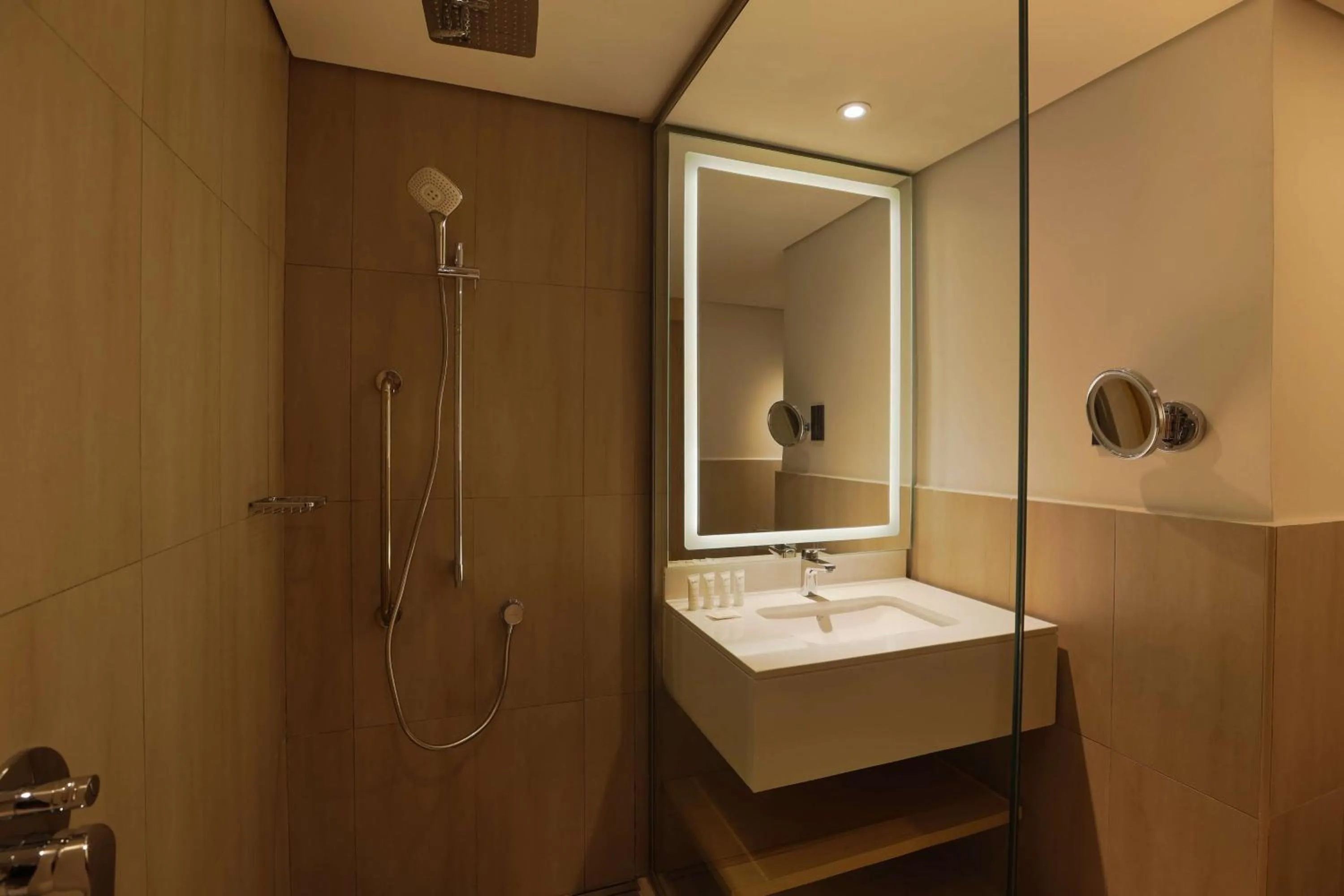 Bathroom in Radisson Hotel & Residence Riyadh Olaya