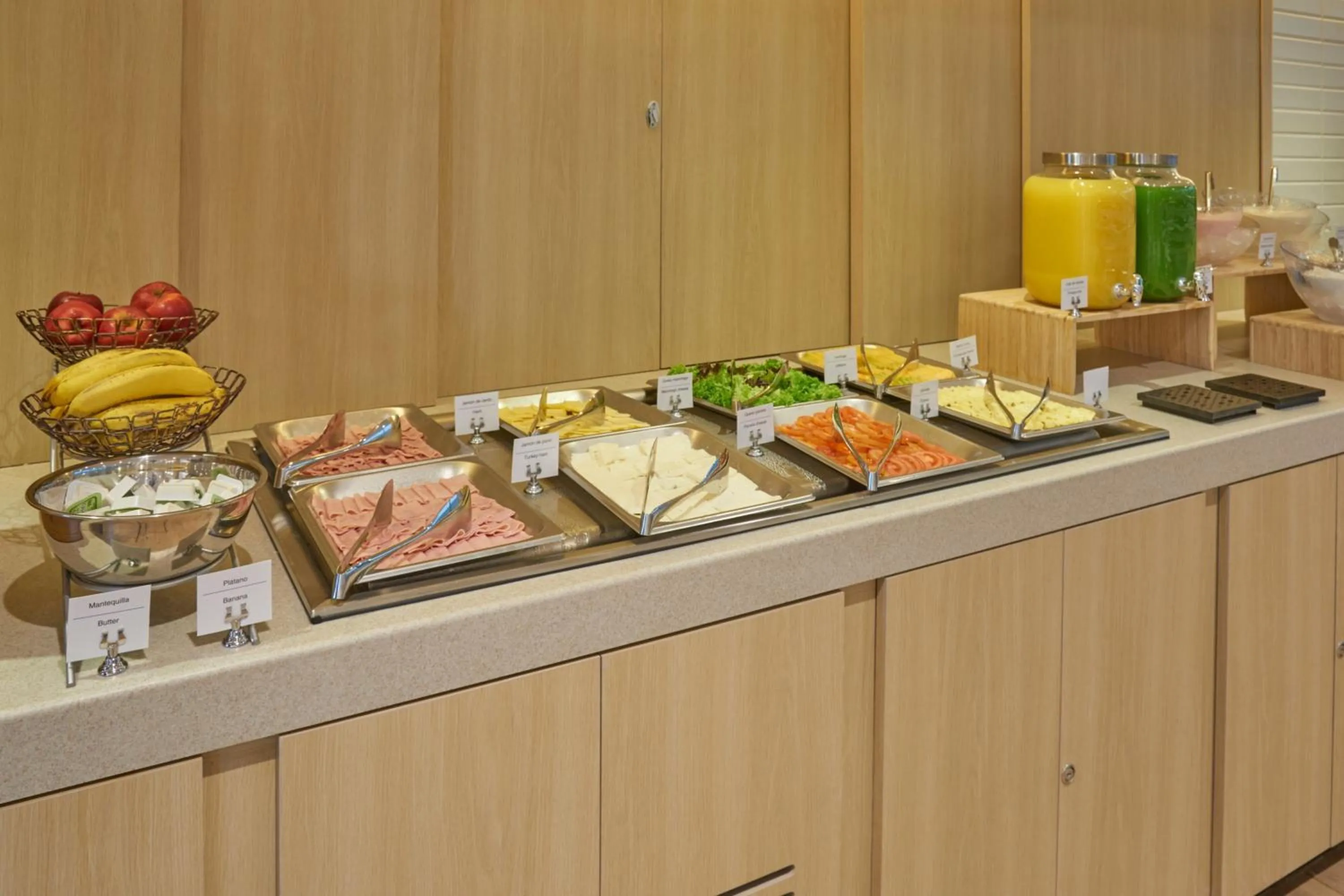 Breakfast in City Express by Marriott Cancun Aeropuerto