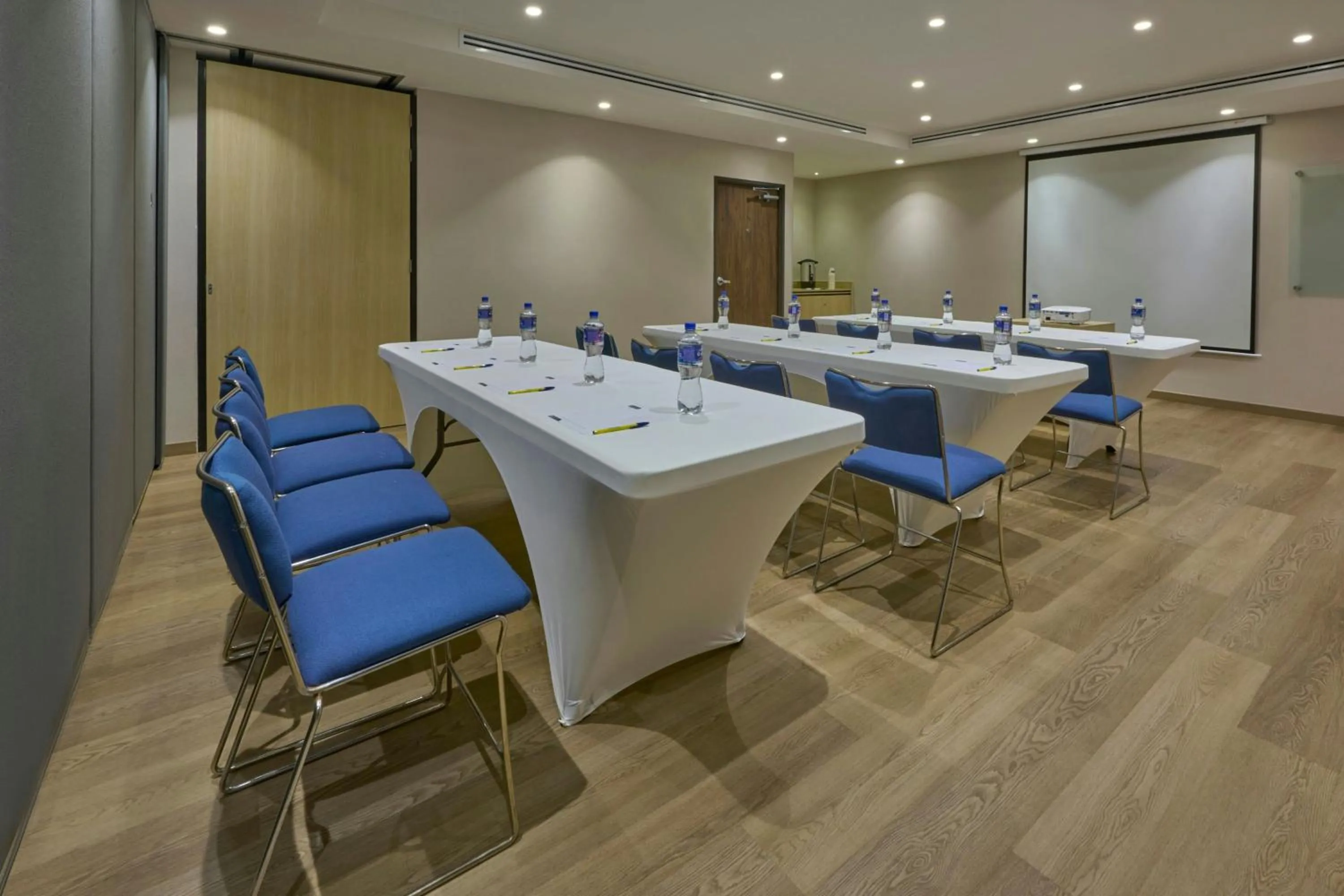 Meeting/conference room in City Express by Marriott Cancun Aeropuerto