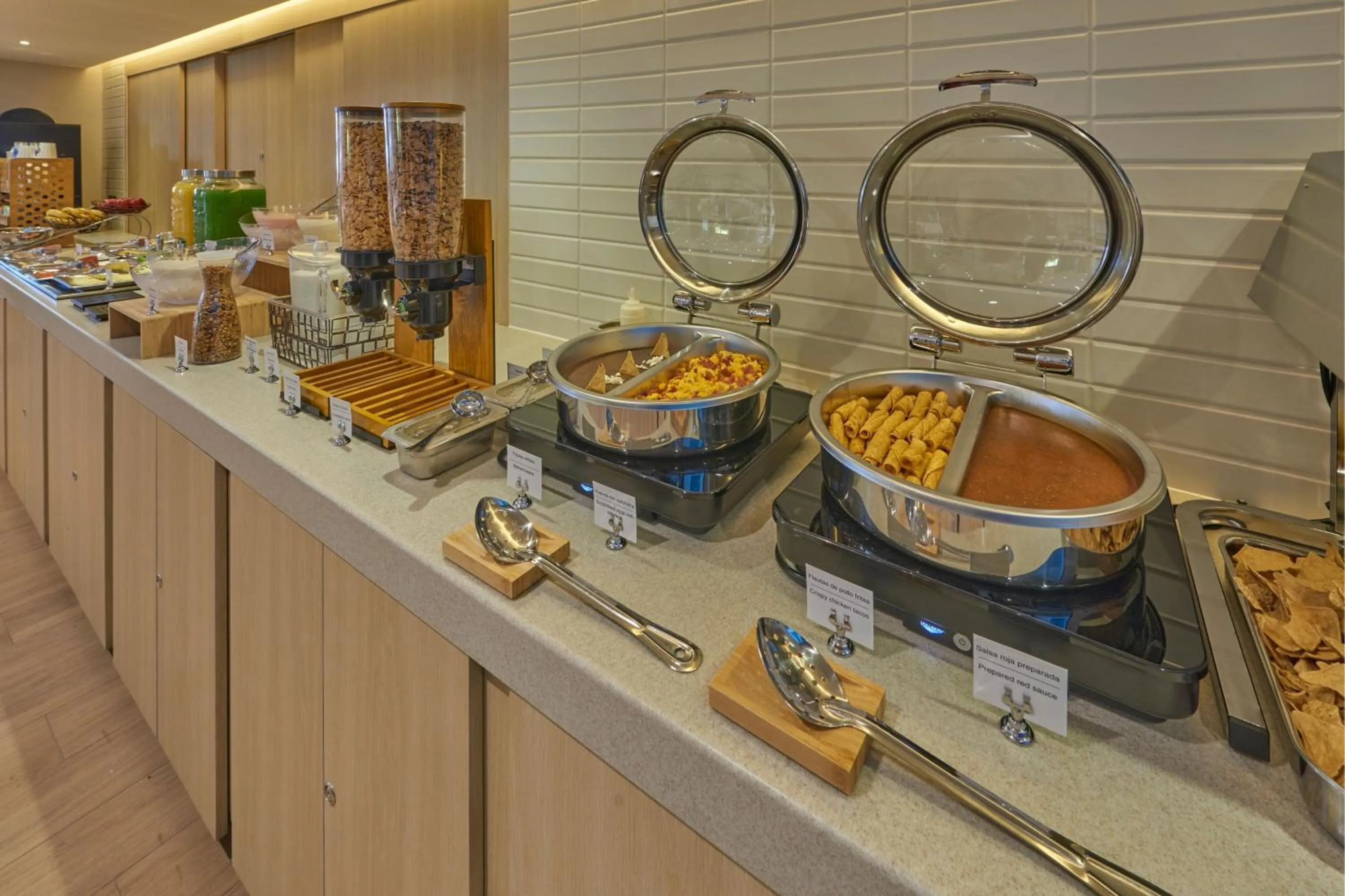 Breakfast in City Express by Marriott Cancun Aeropuerto