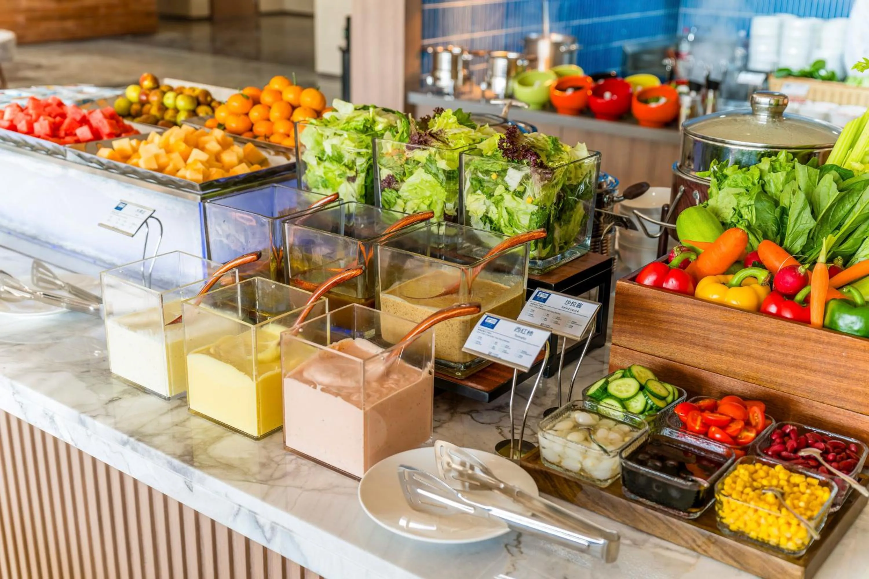 Restaurant/places to eat in Holiday Inn Express Yuhuan Wetland Park by IHG