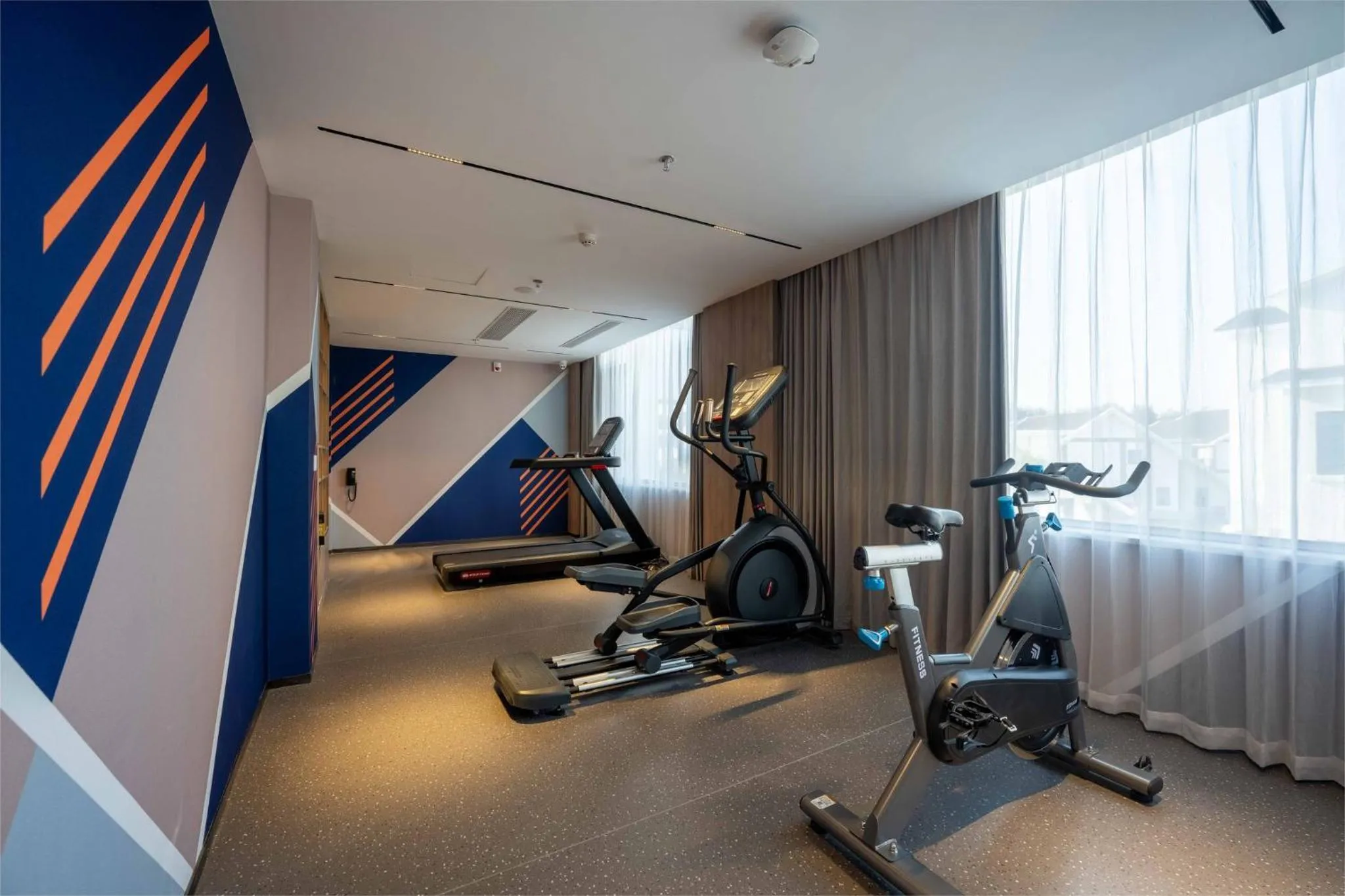 Fitness centre/facilities in Holiday Inn Express Yuhuan Wetland Park by IHG
