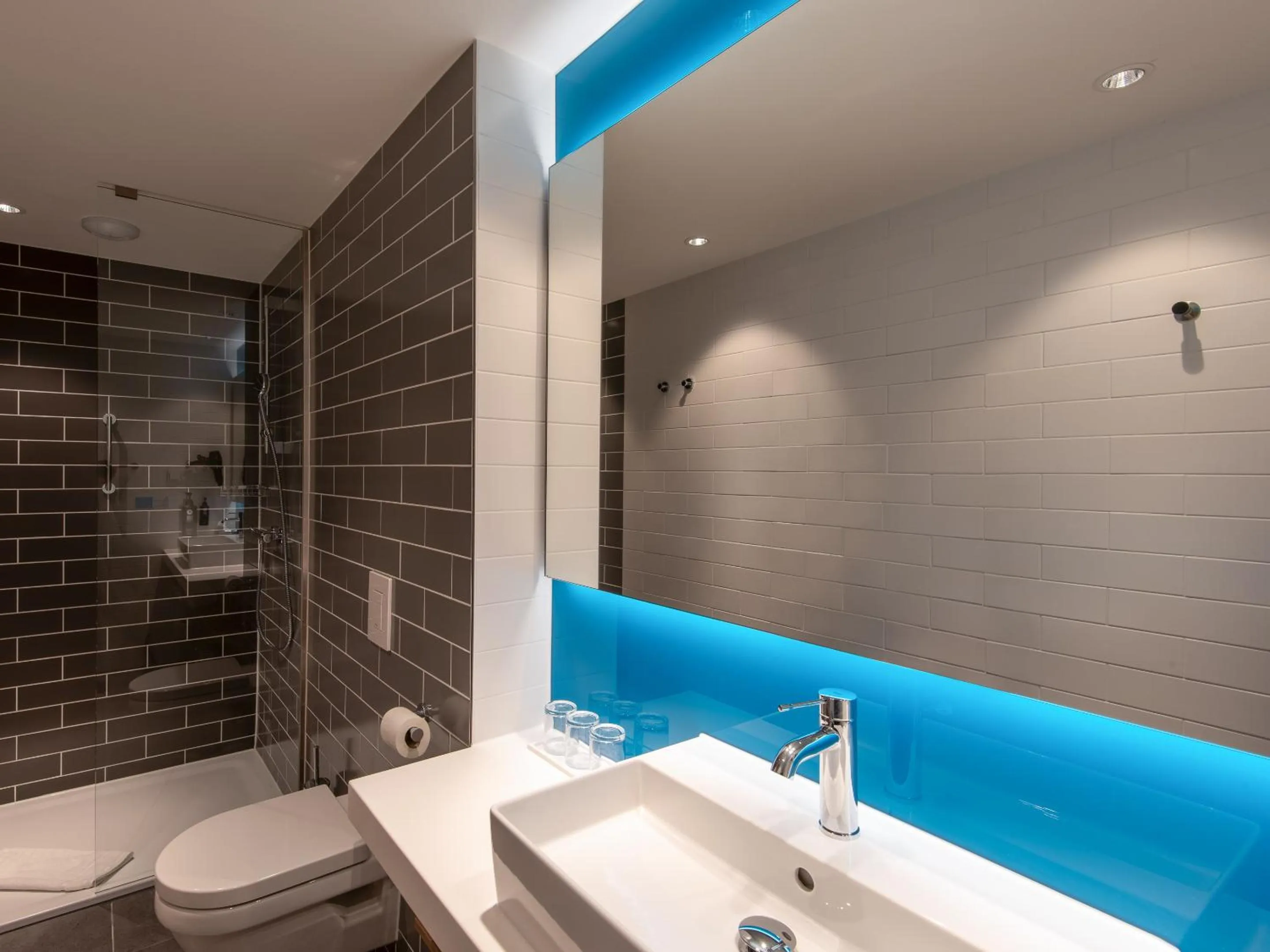 Bathroom in Holiday Inn Express Heilbronn by IHG