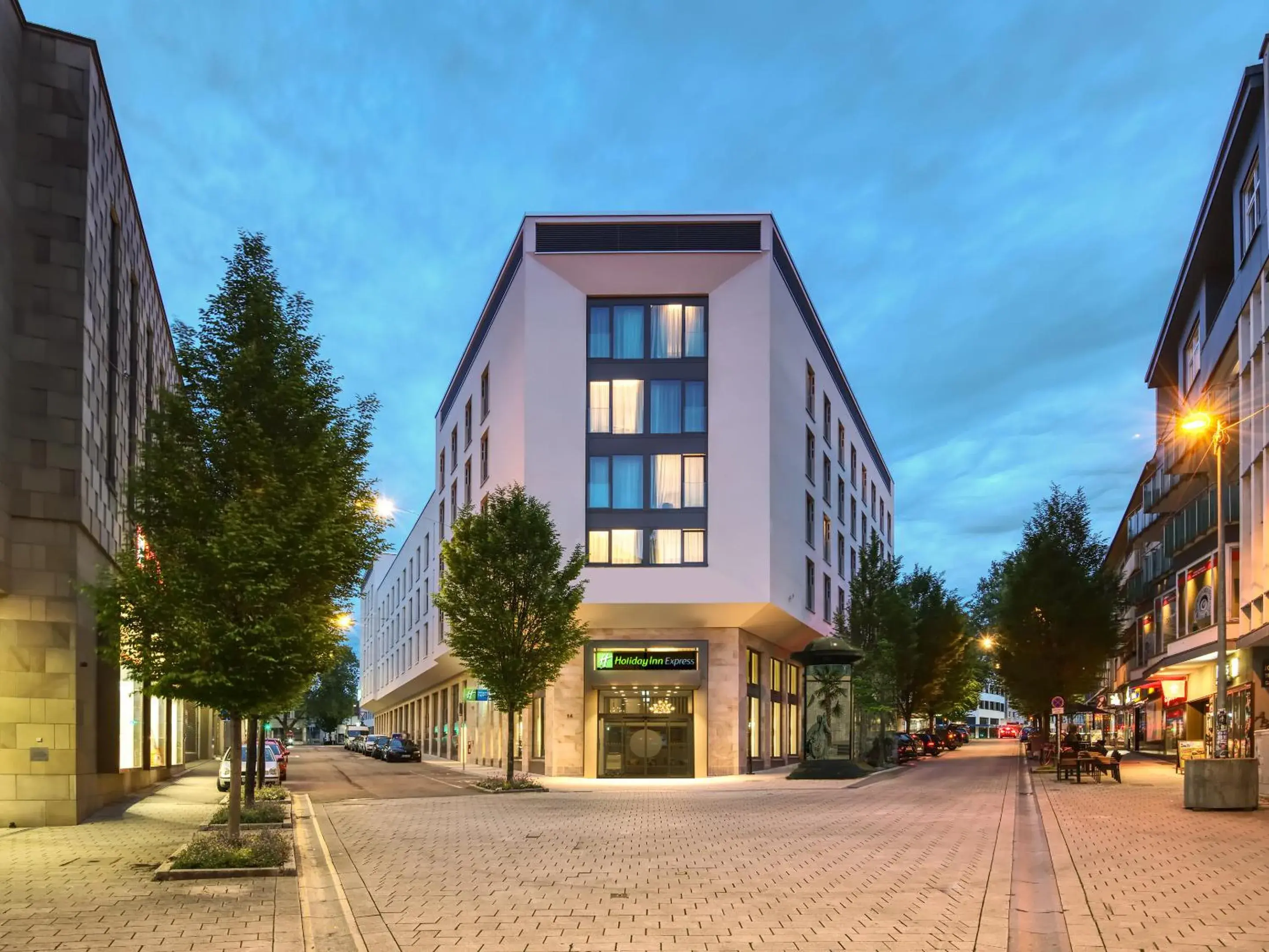 Property building in Holiday Inn Express Heilbronn by IHG Property building in Holiday Inn Express Heilbronn by IHG