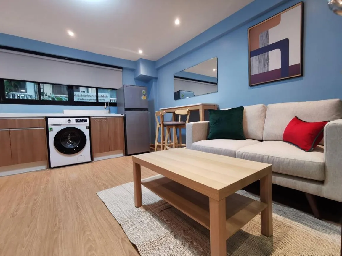 Kitchen or kitchenette in BEB Silom Condolette