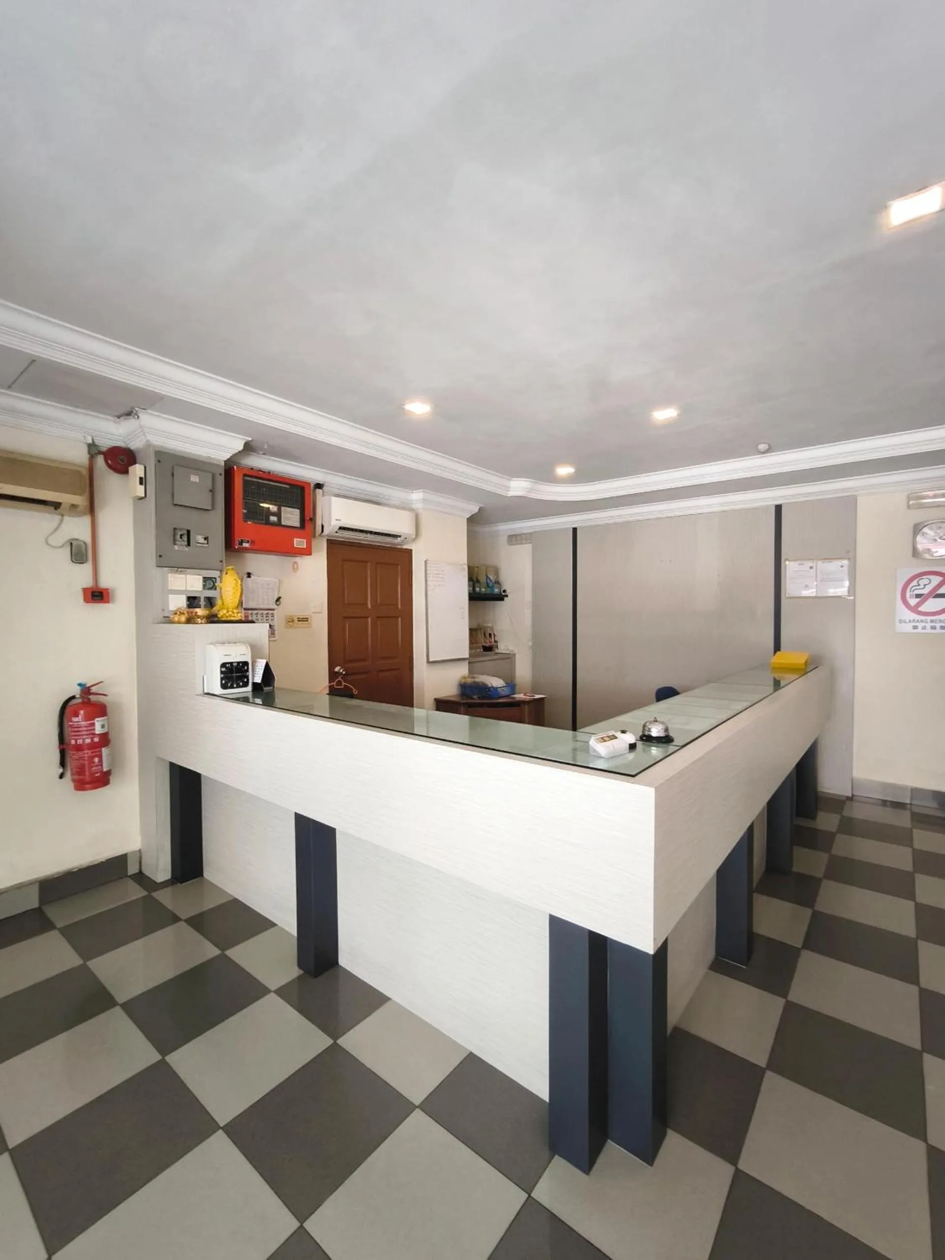 Lobby or reception in OYO 90895 Hotel Ikia