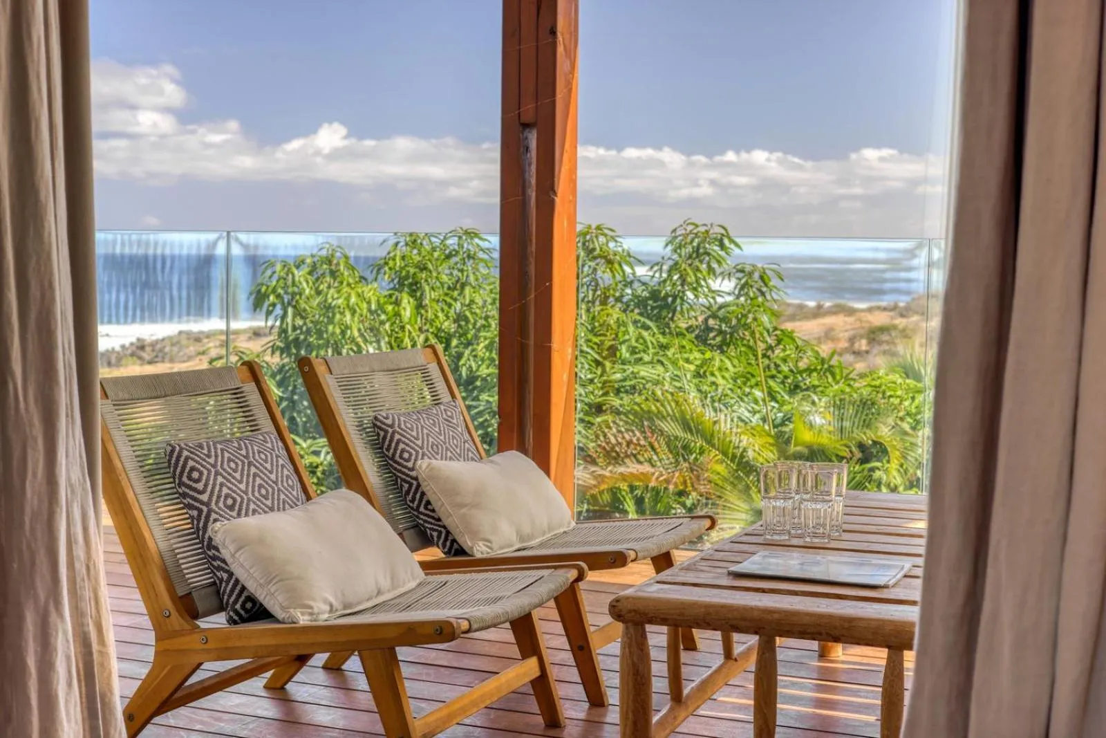Patio in Le Moma by the ocean