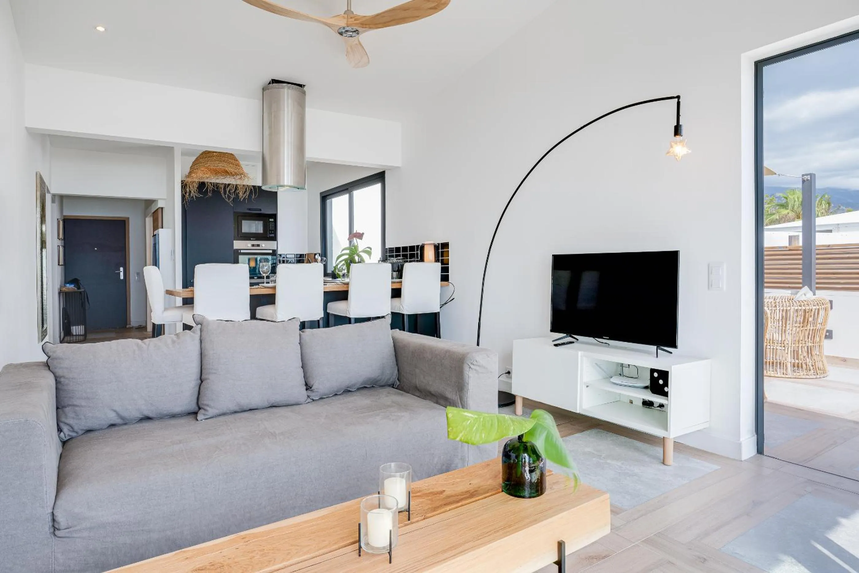 TV and multimedia in Le Moma by the ocean