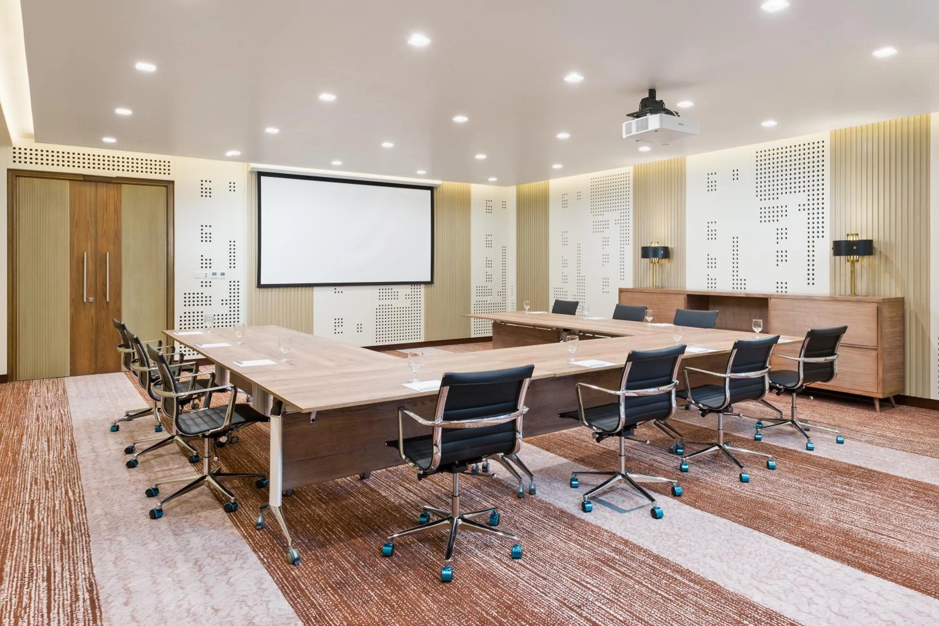 Meeting/conference room in IntercityHotel Bawshar Muscat