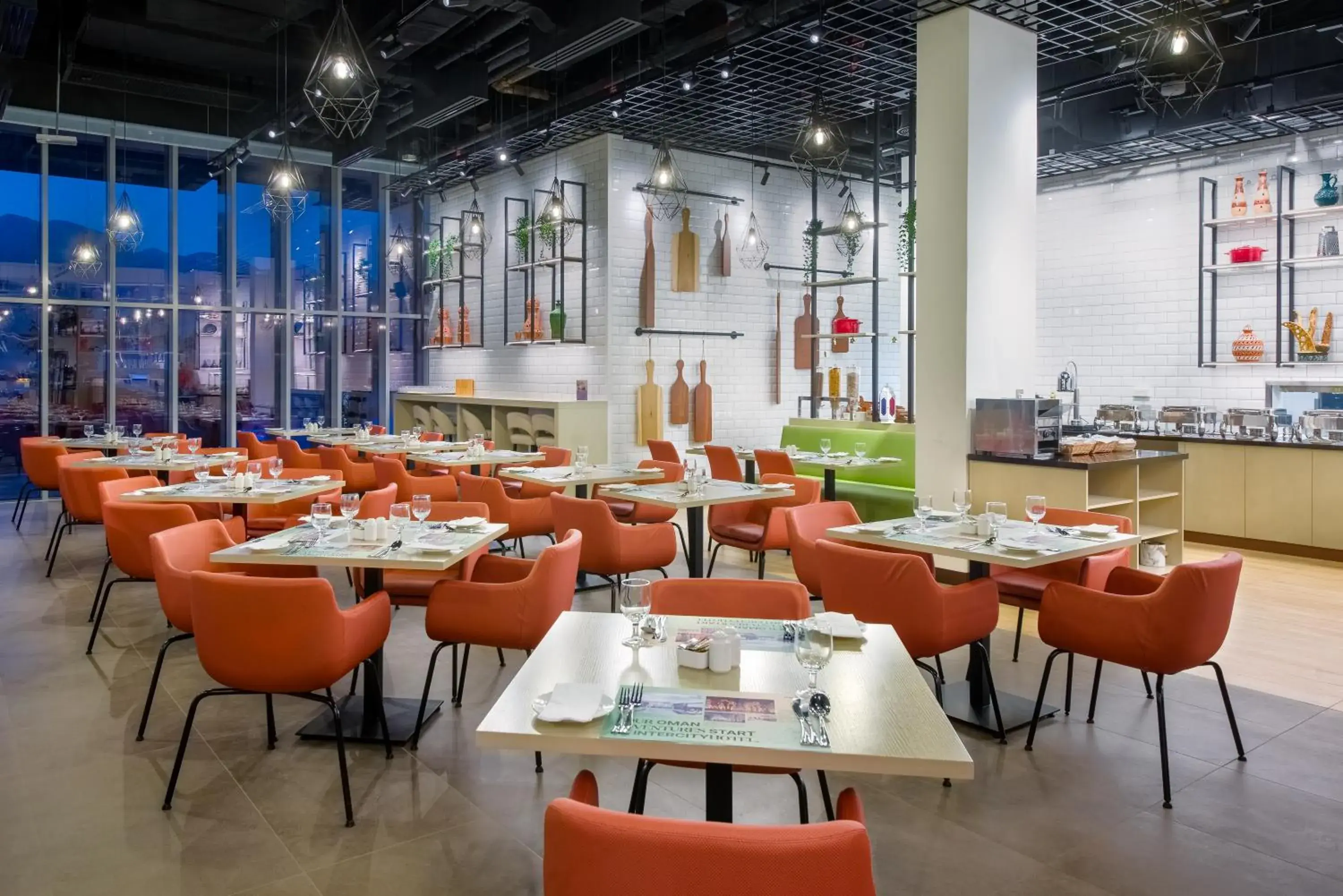 Restaurant/places to eat in IntercityHotel Bawshar Muscat Restaurant/places to eat in IntercityHotel Bawshar Muscat