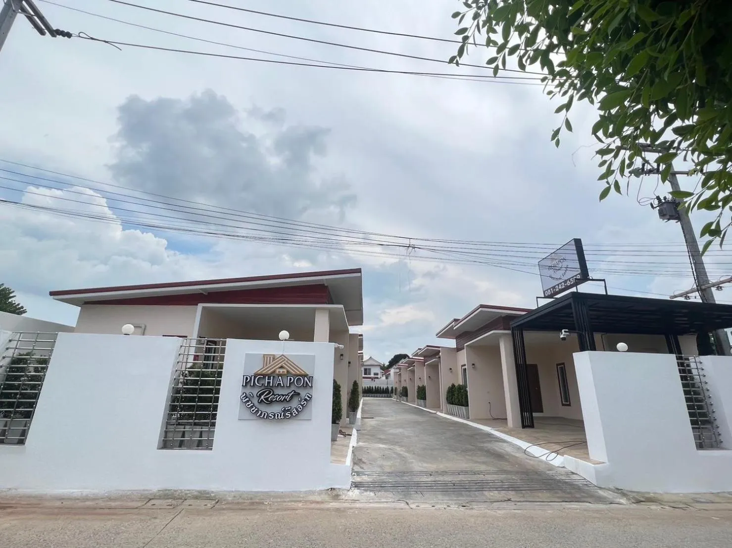 Property building in PICHAPON RESORT