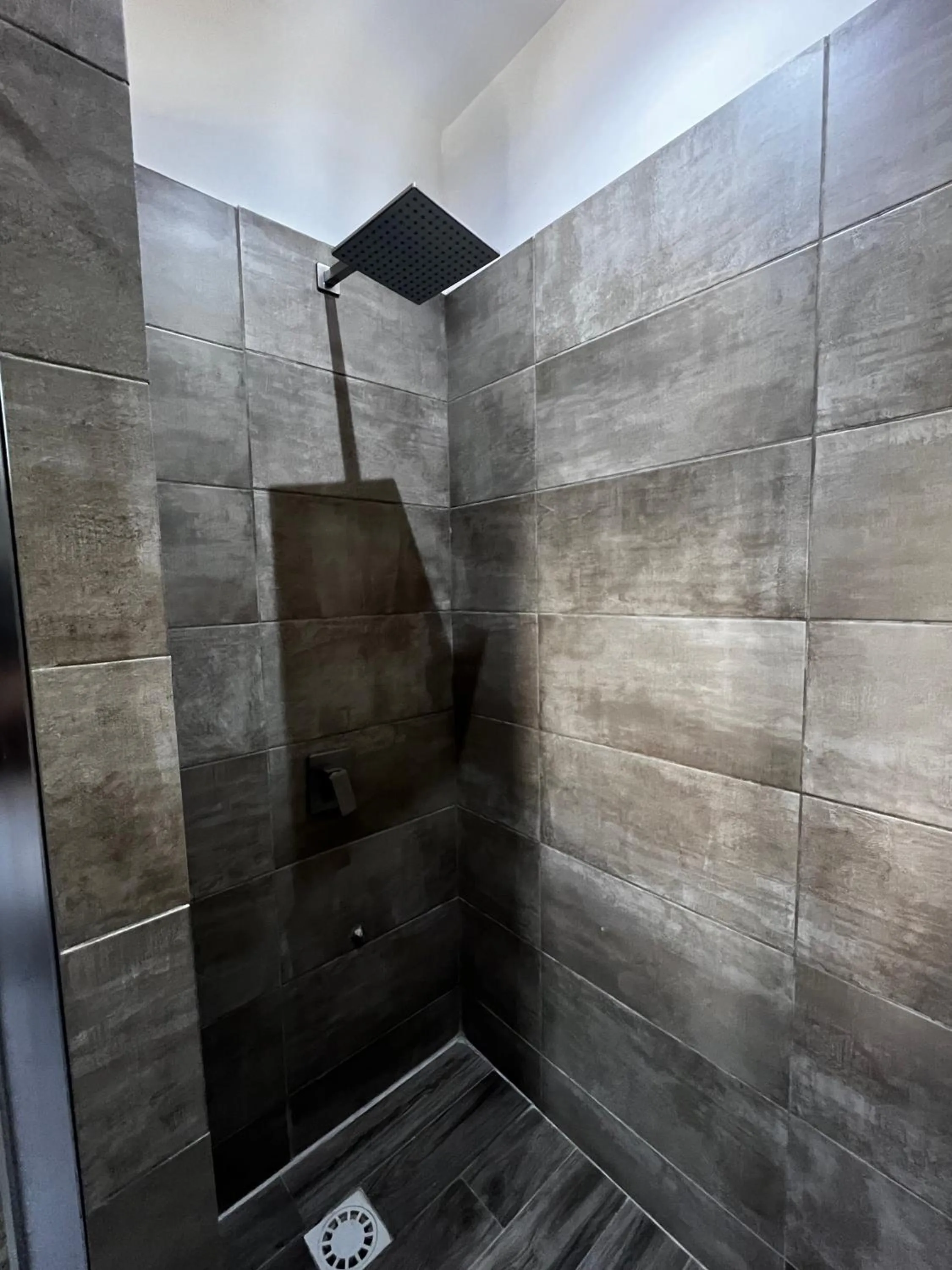 Fragrance Apartments and Suites