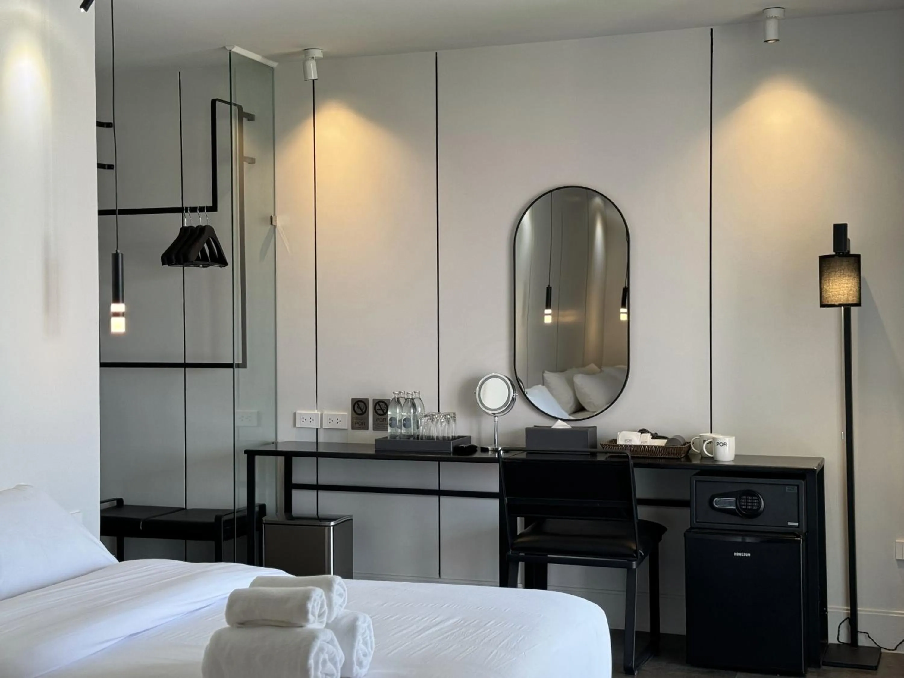 Bed in POR Singharat