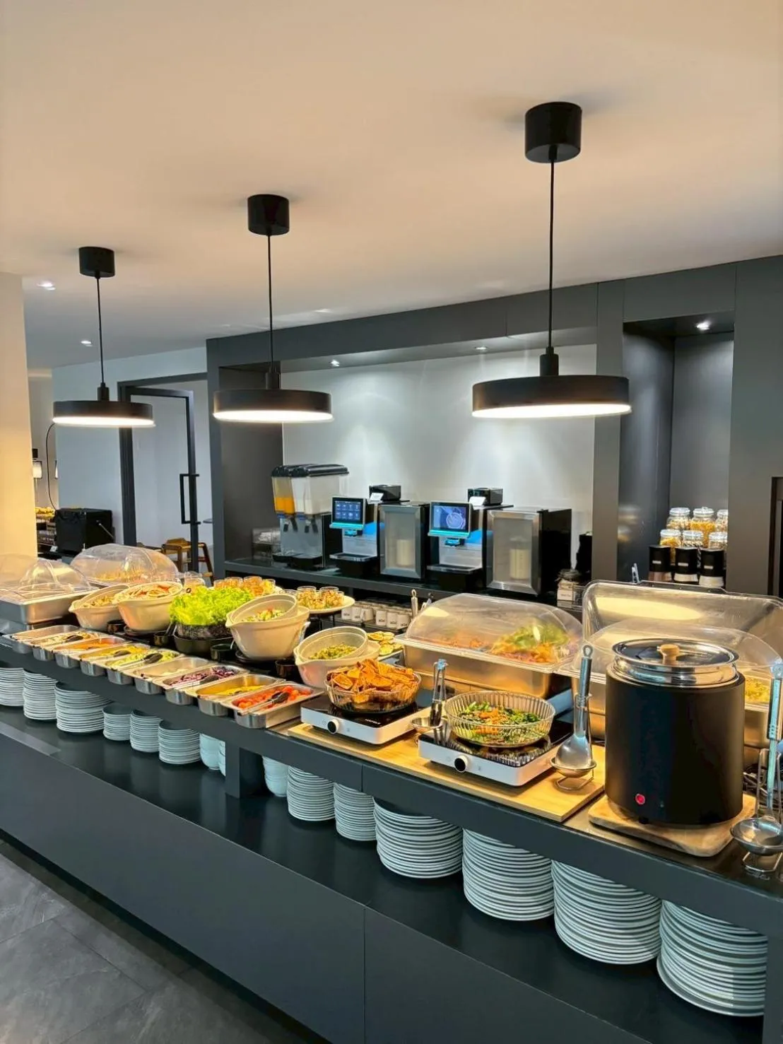 Breakfast in POR Singharat