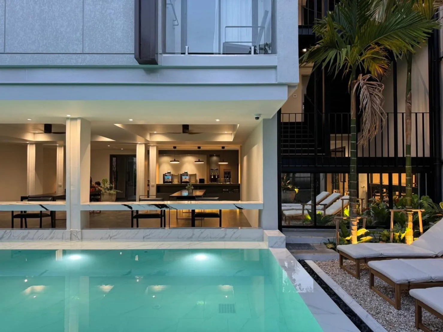 Pool view in POR Singharat