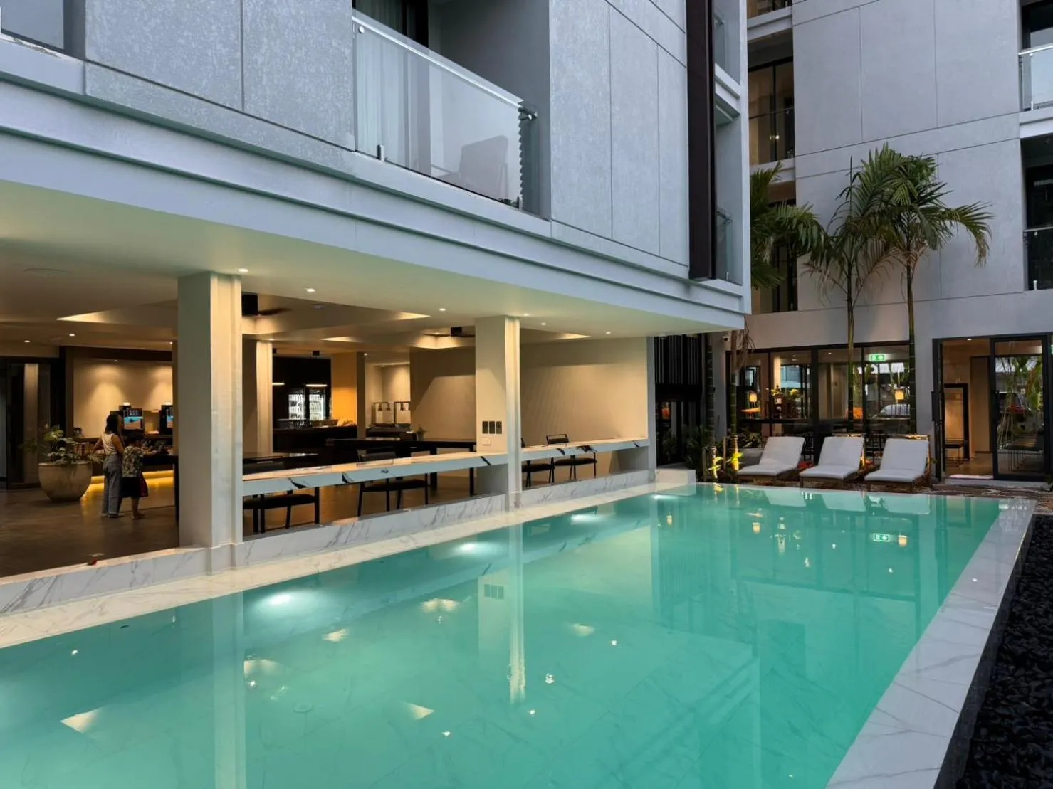 Pool view in POR Singharat