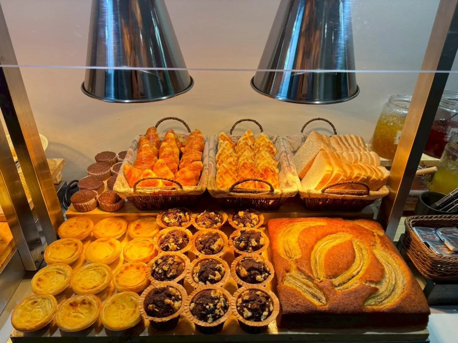 Breakfast in POR Singharat