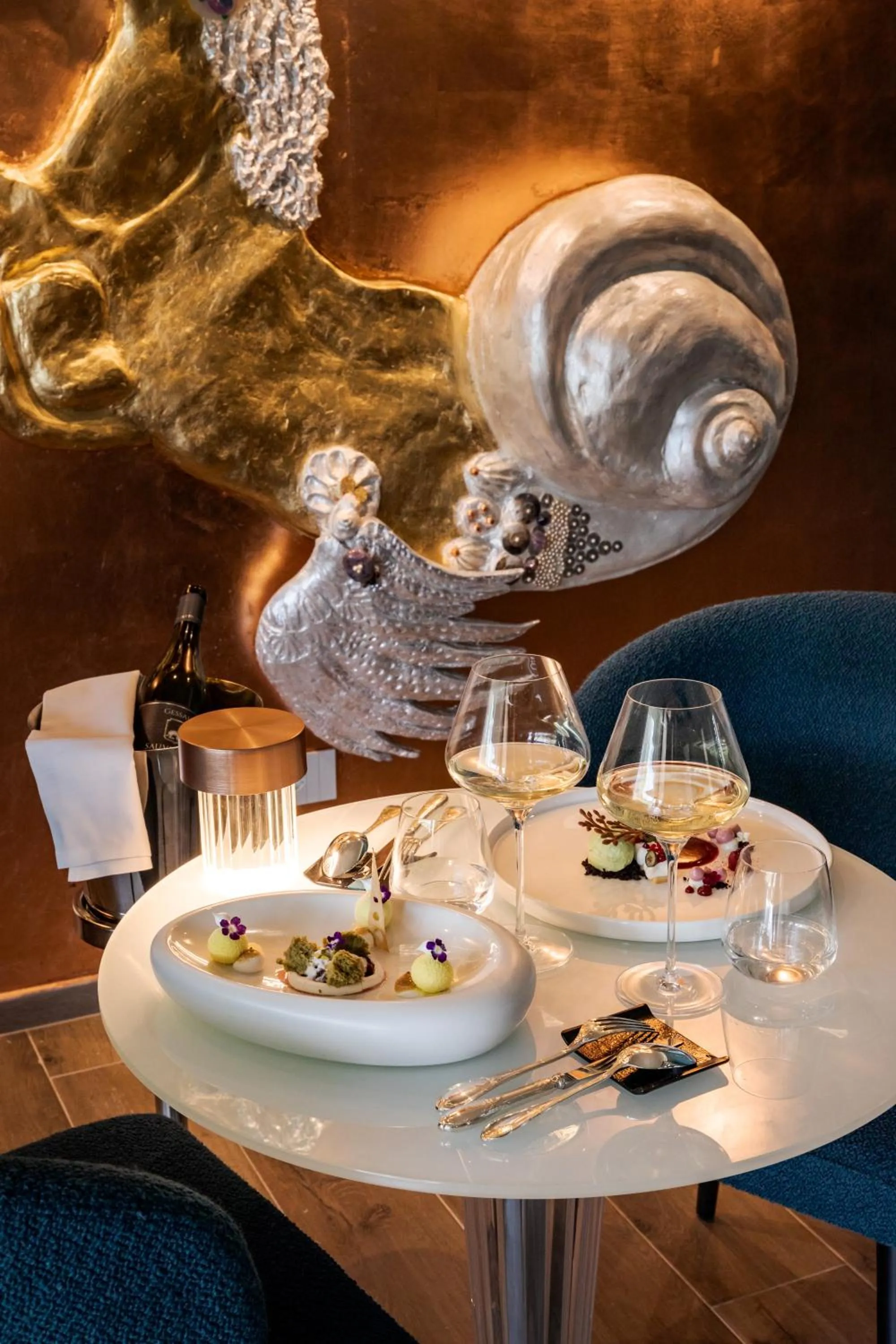 Restaurant/places to eat in Cala Beach Resort