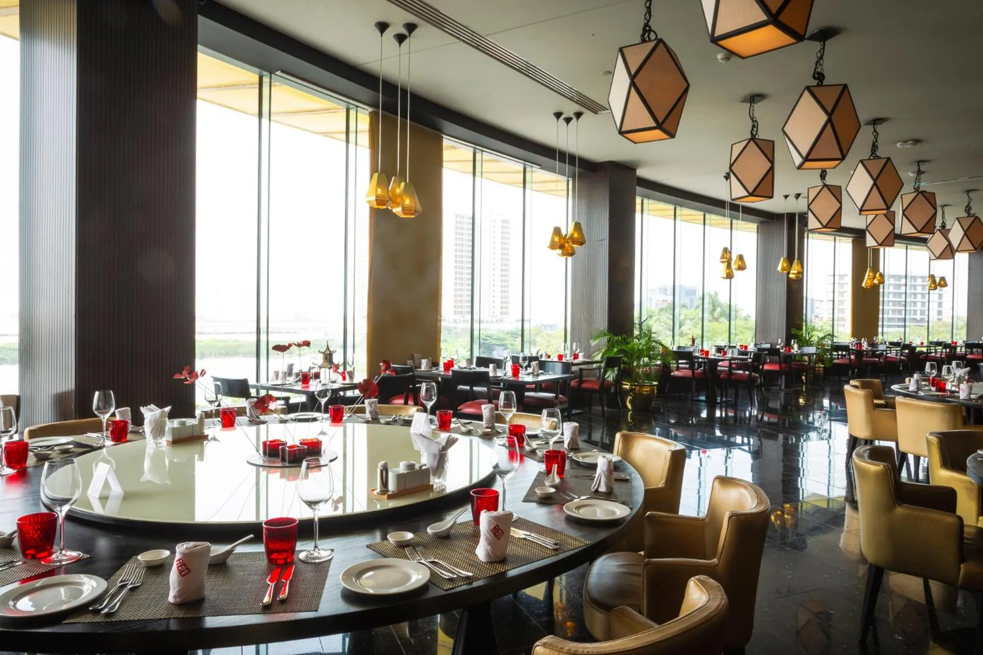 Restaurant/places to eat in Eko Hotel Suites