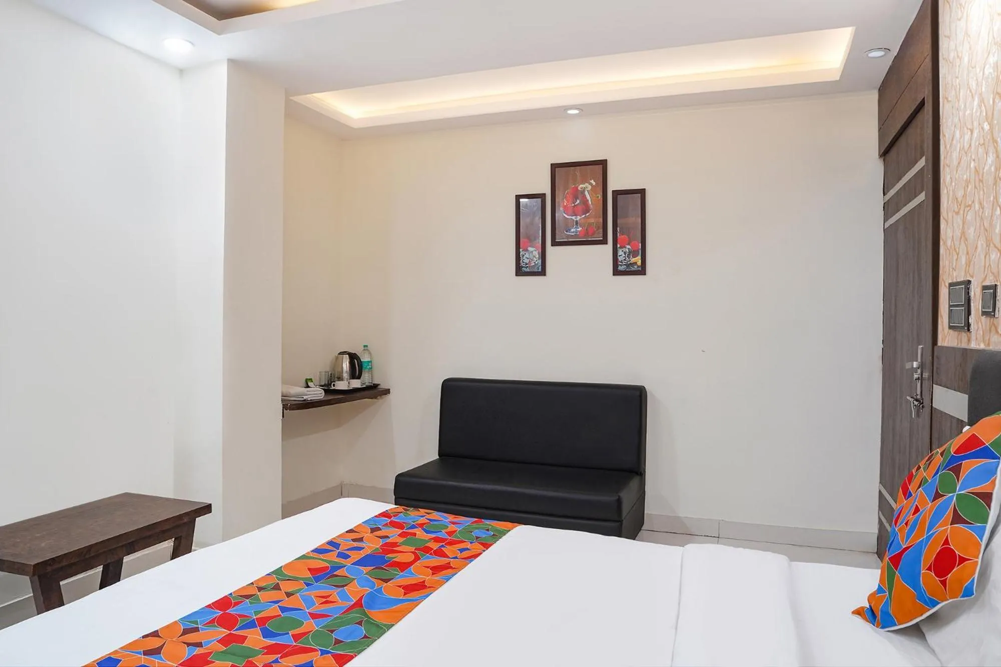 Bed in FabHotel Jalsa DLX