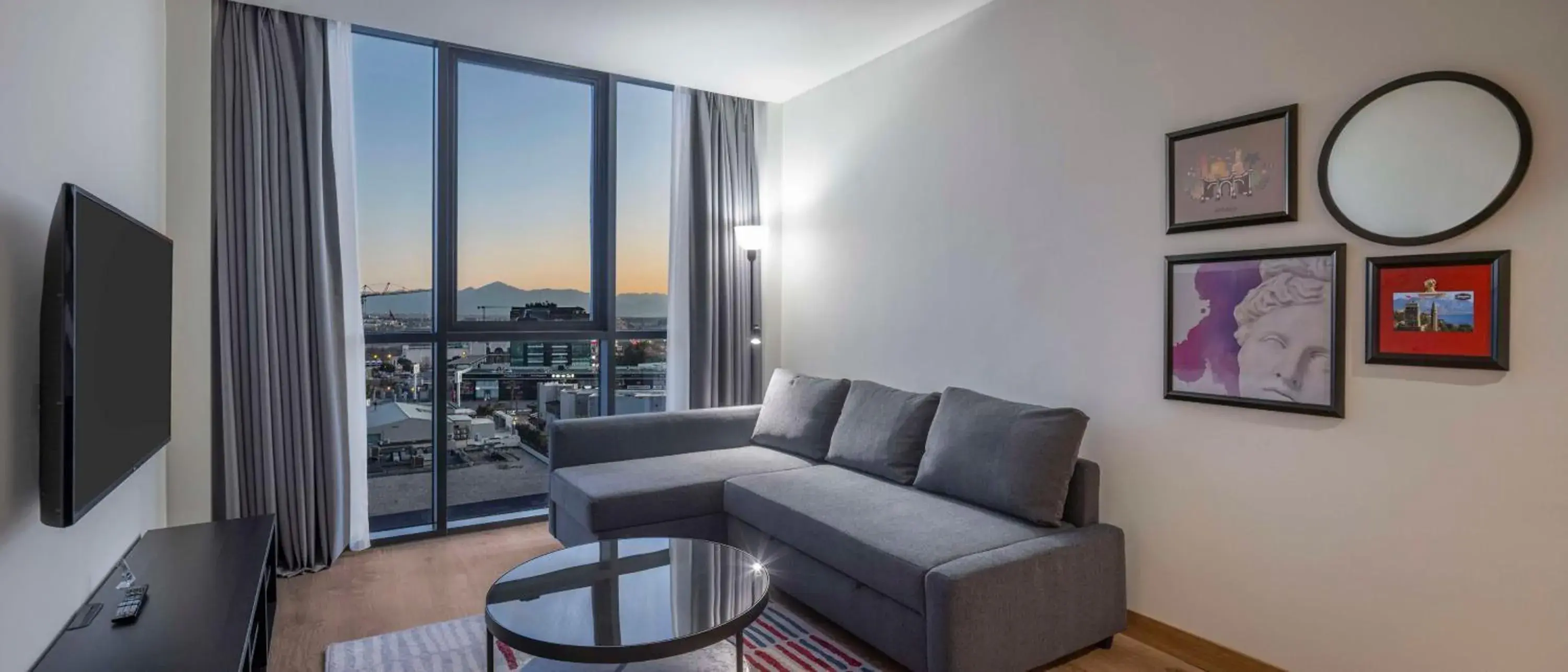 Living room in Hampton by Hilton Antalya Airport Living room in Hampton by Hilton Antalya Airport