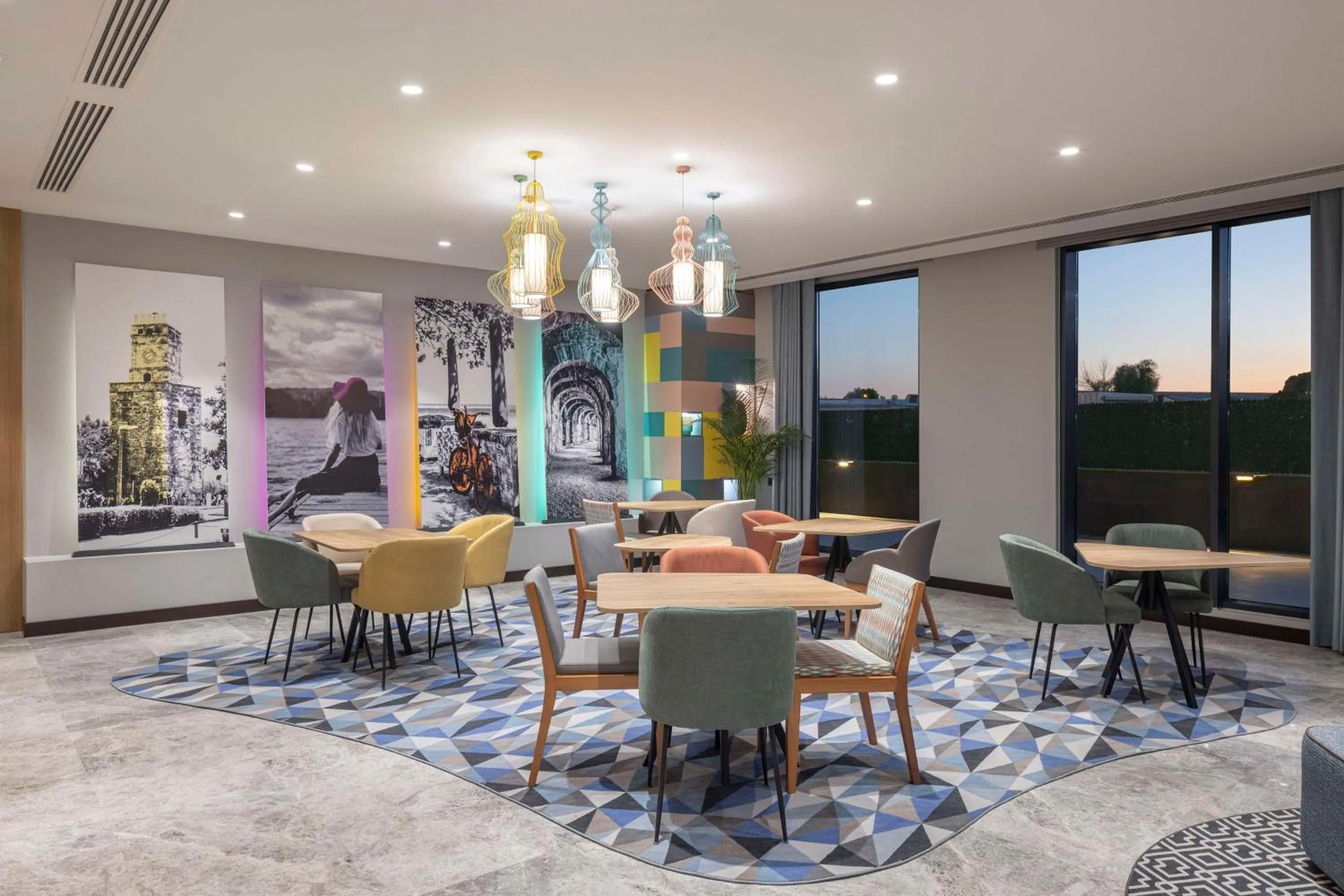 Lobby or reception in Hampton by Hilton Antalya Airport