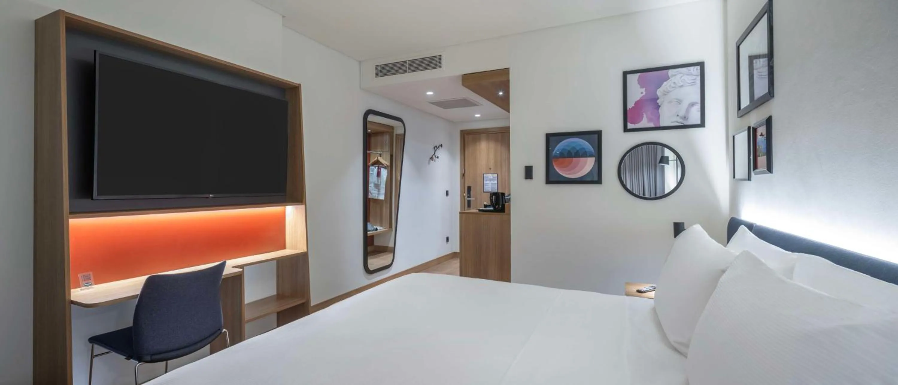 Bed in Hampton by Hilton Antalya Airport