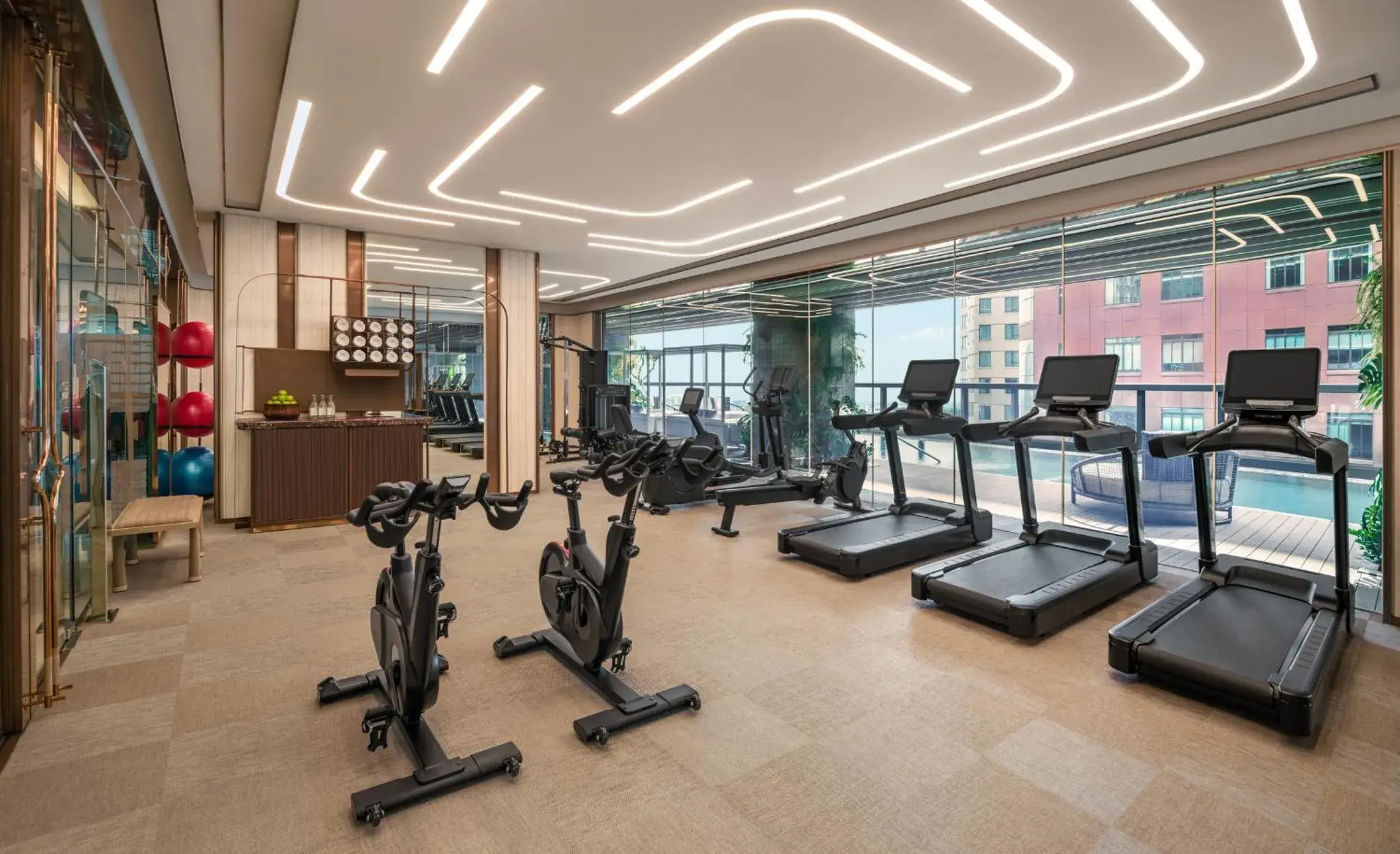 Fitness centre/facilities in Hilton Saigon Fitness centre/facilities in Hilton Saigon